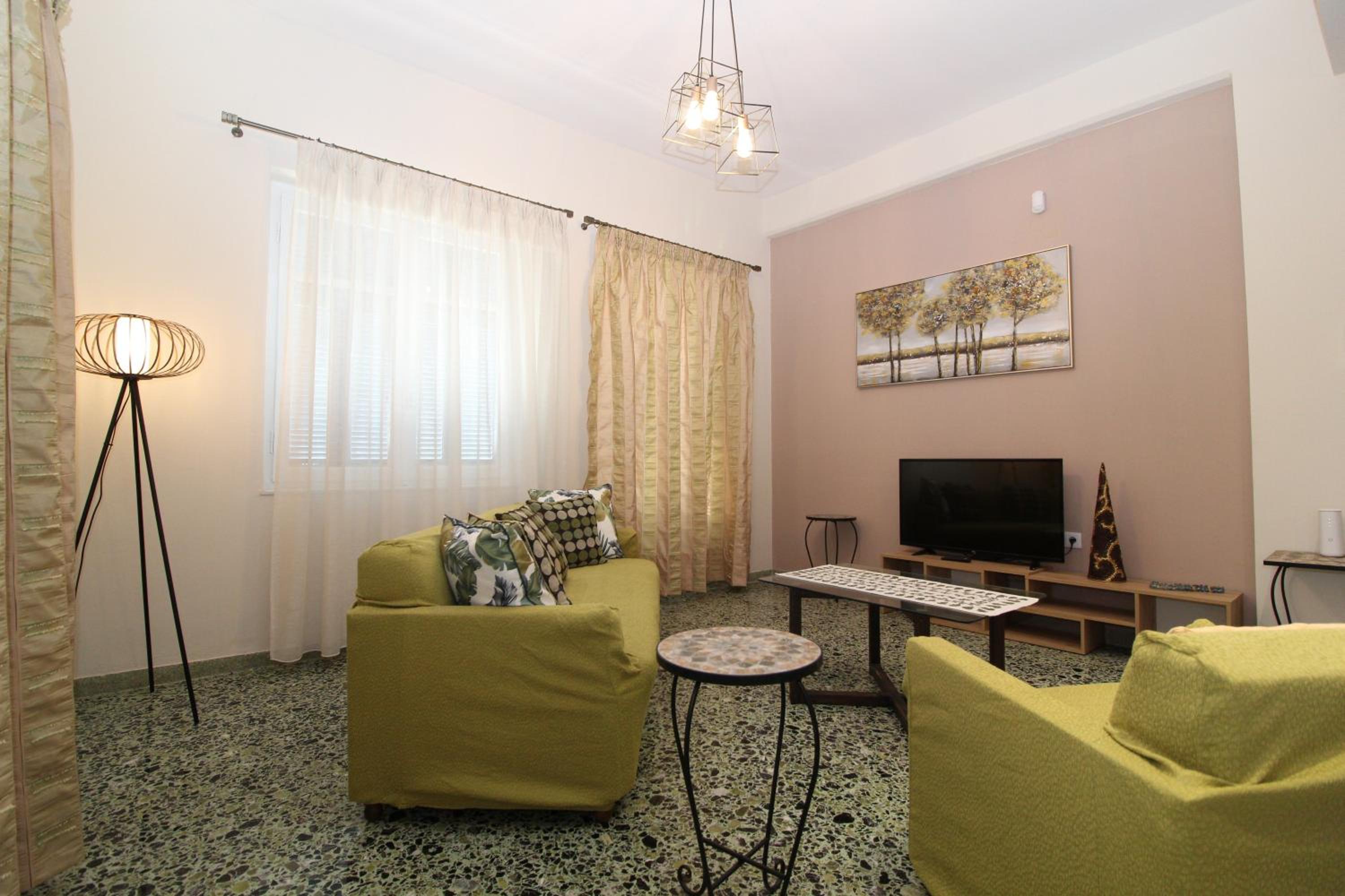 Apartment photo 3