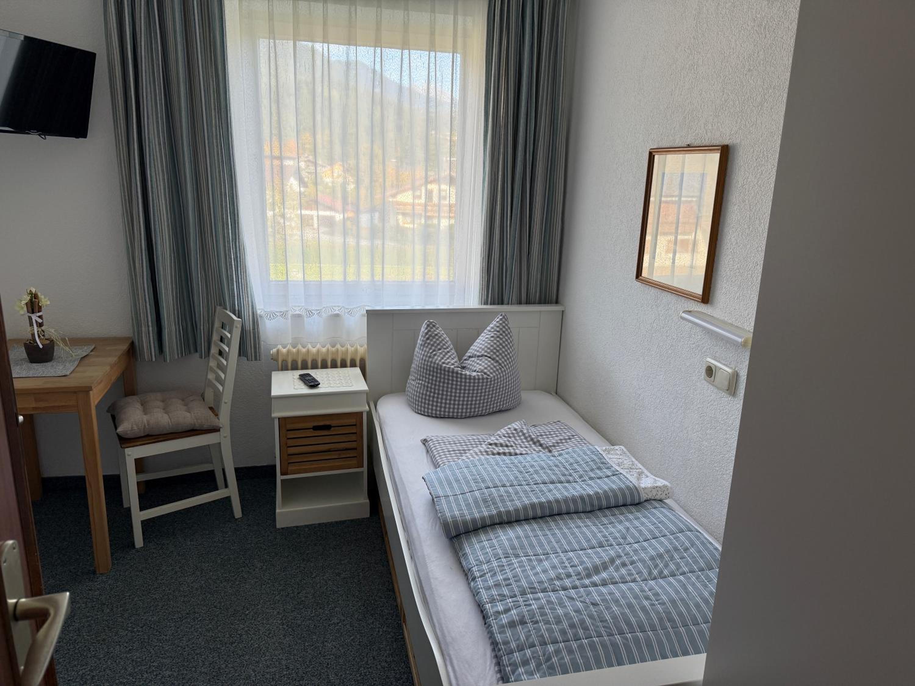 Single Room photo 1