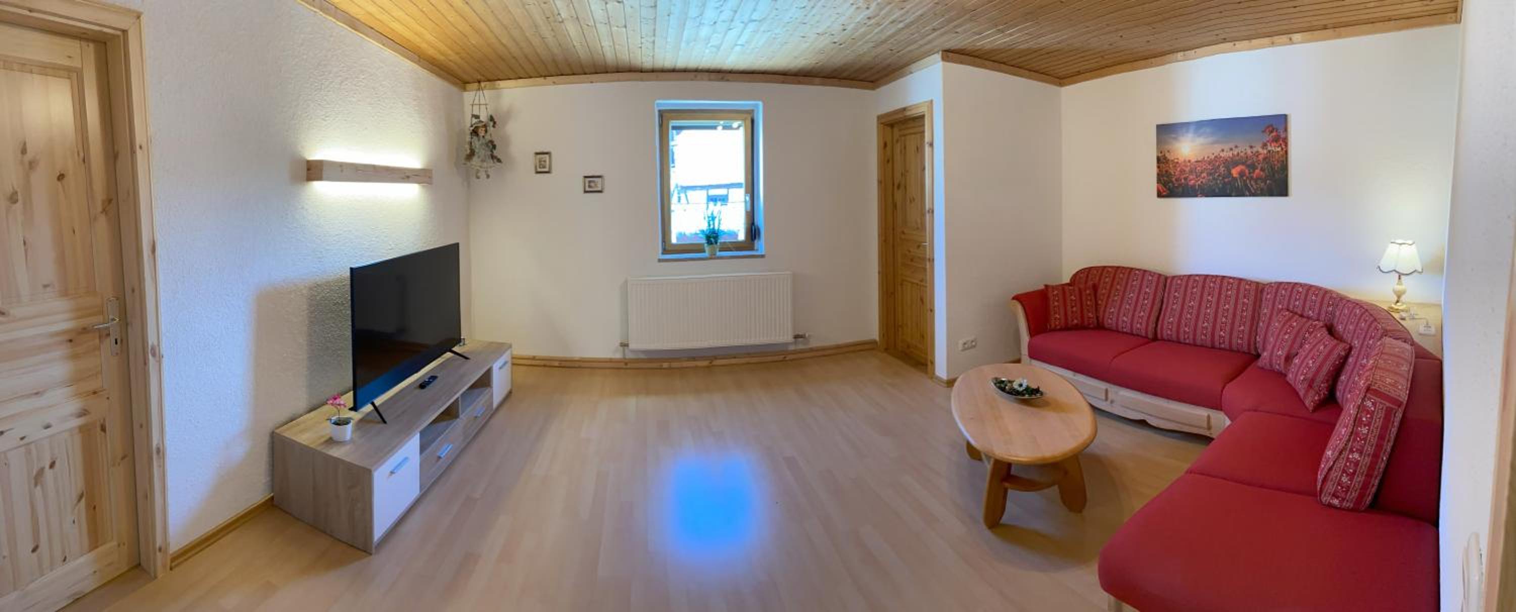 Three-Bedroom Apartment photo 2