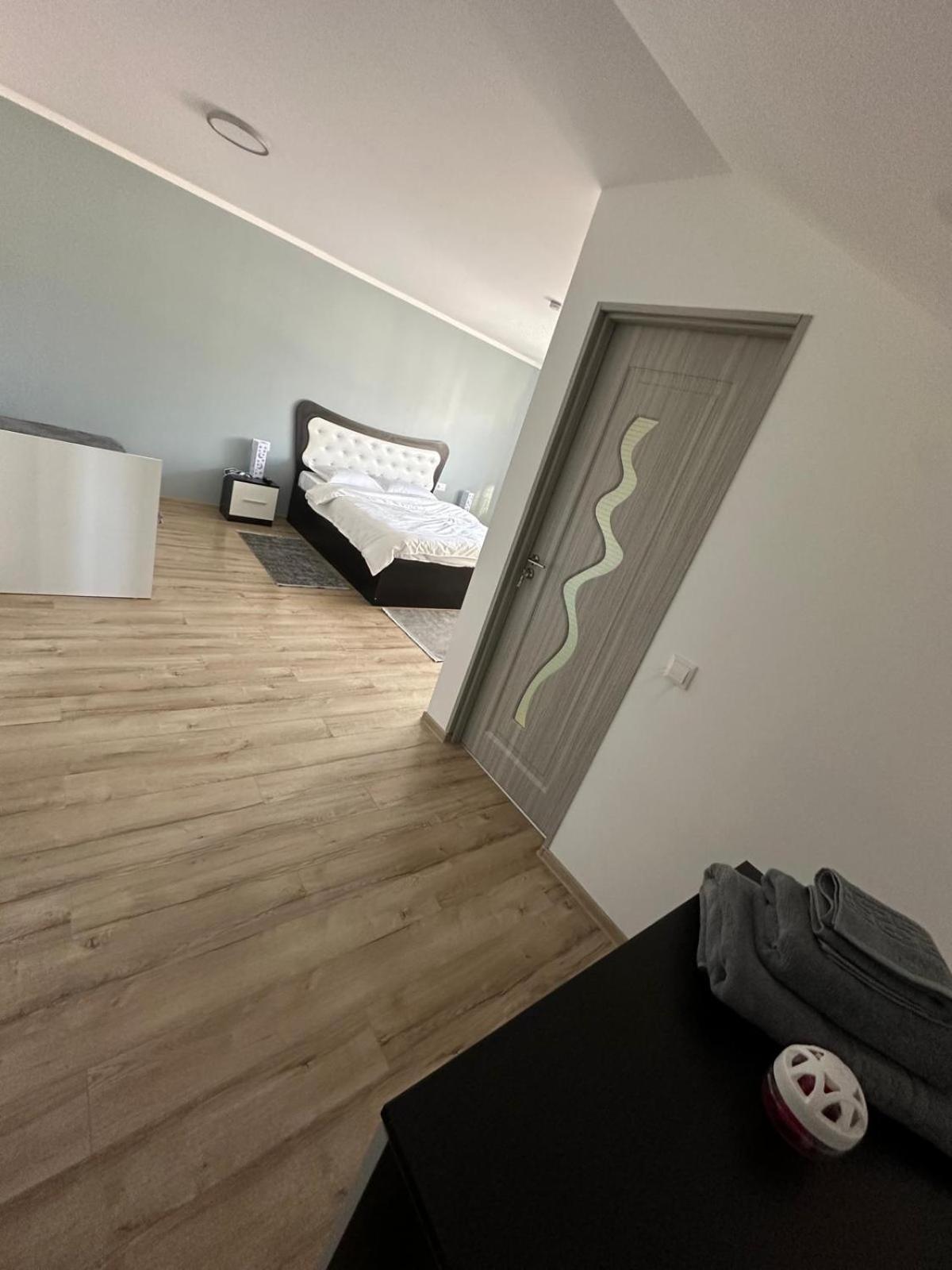 Basic Triple Room photo 1