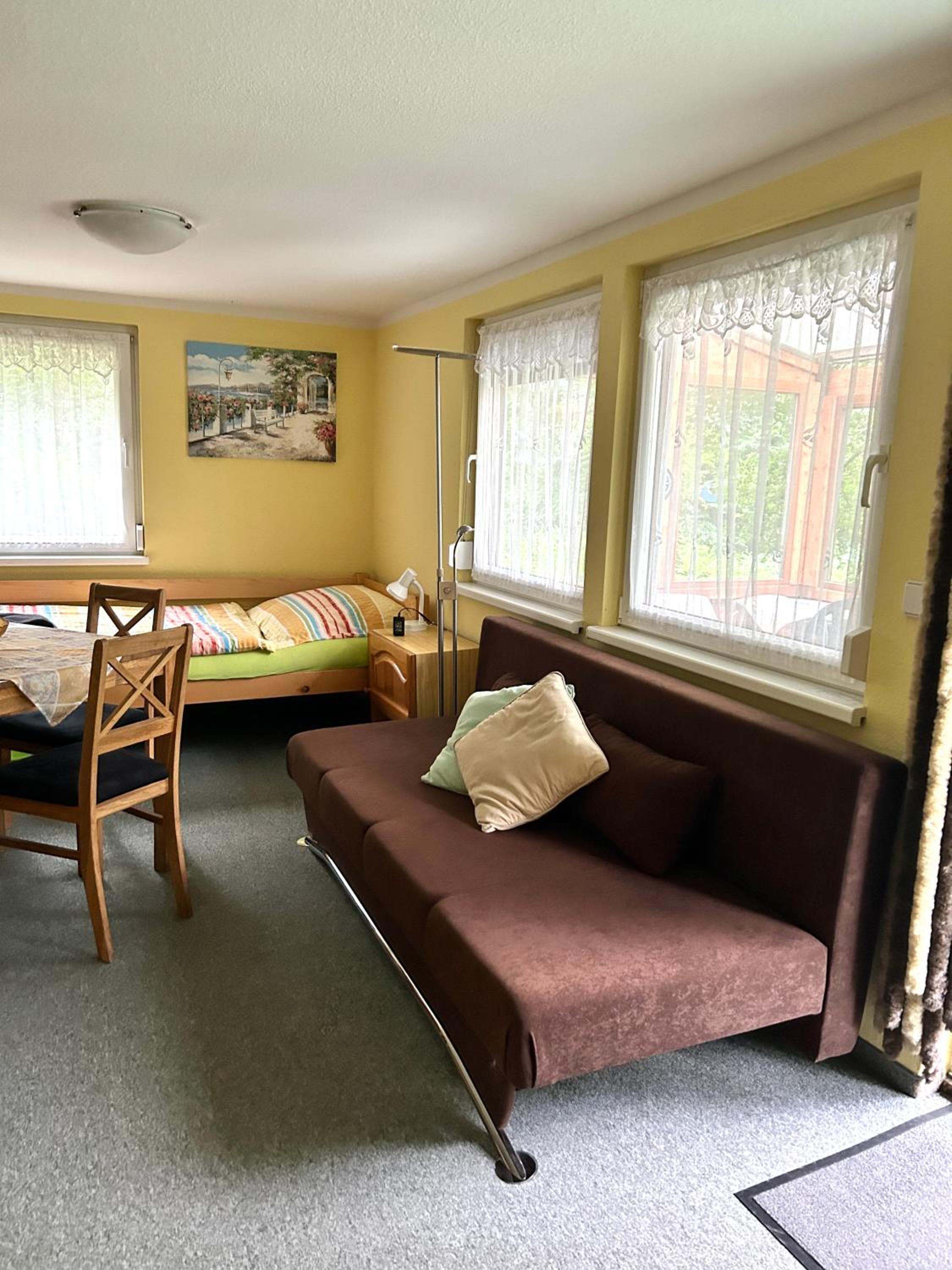 One-Bedroom House photo 3