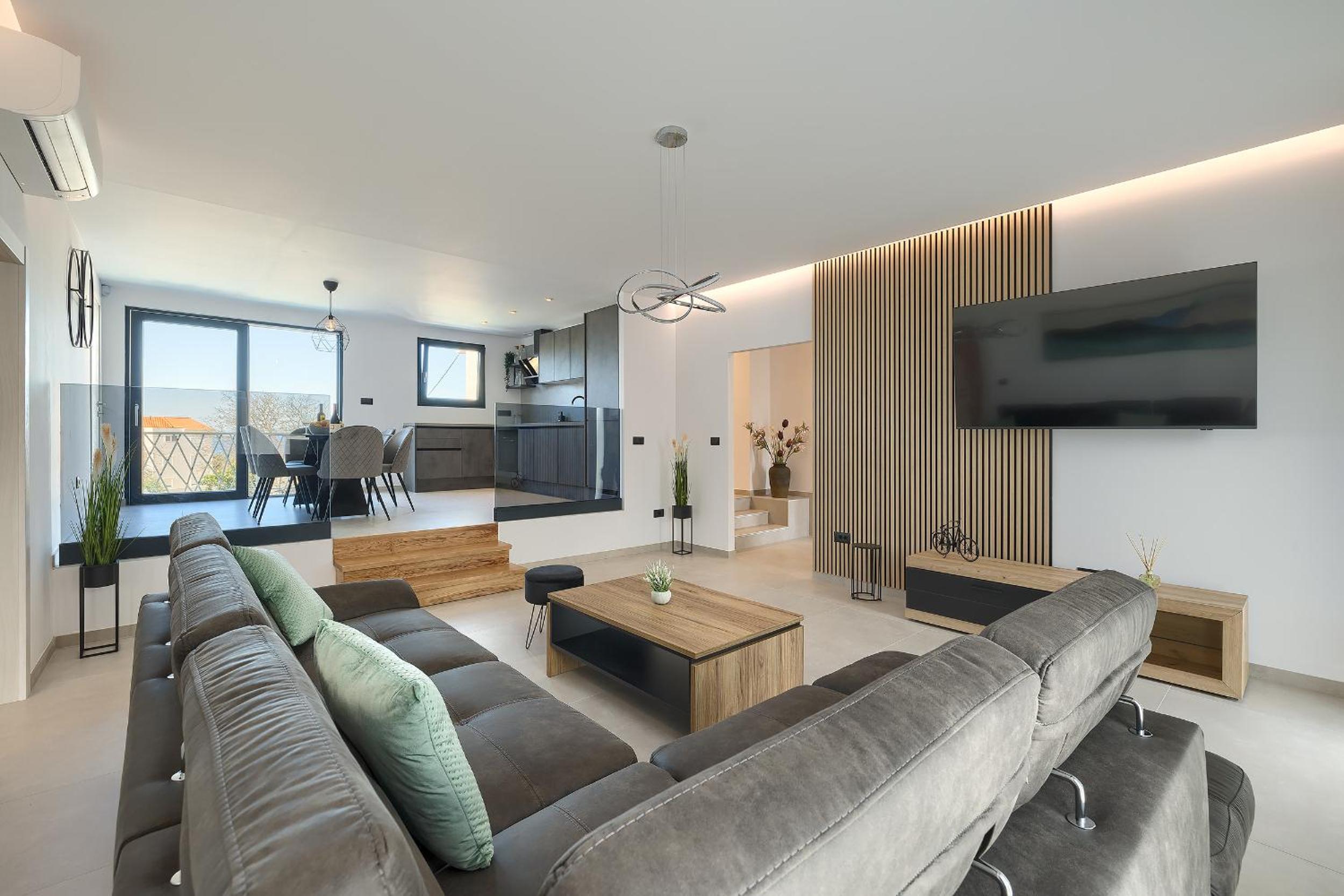 Villa photo 1