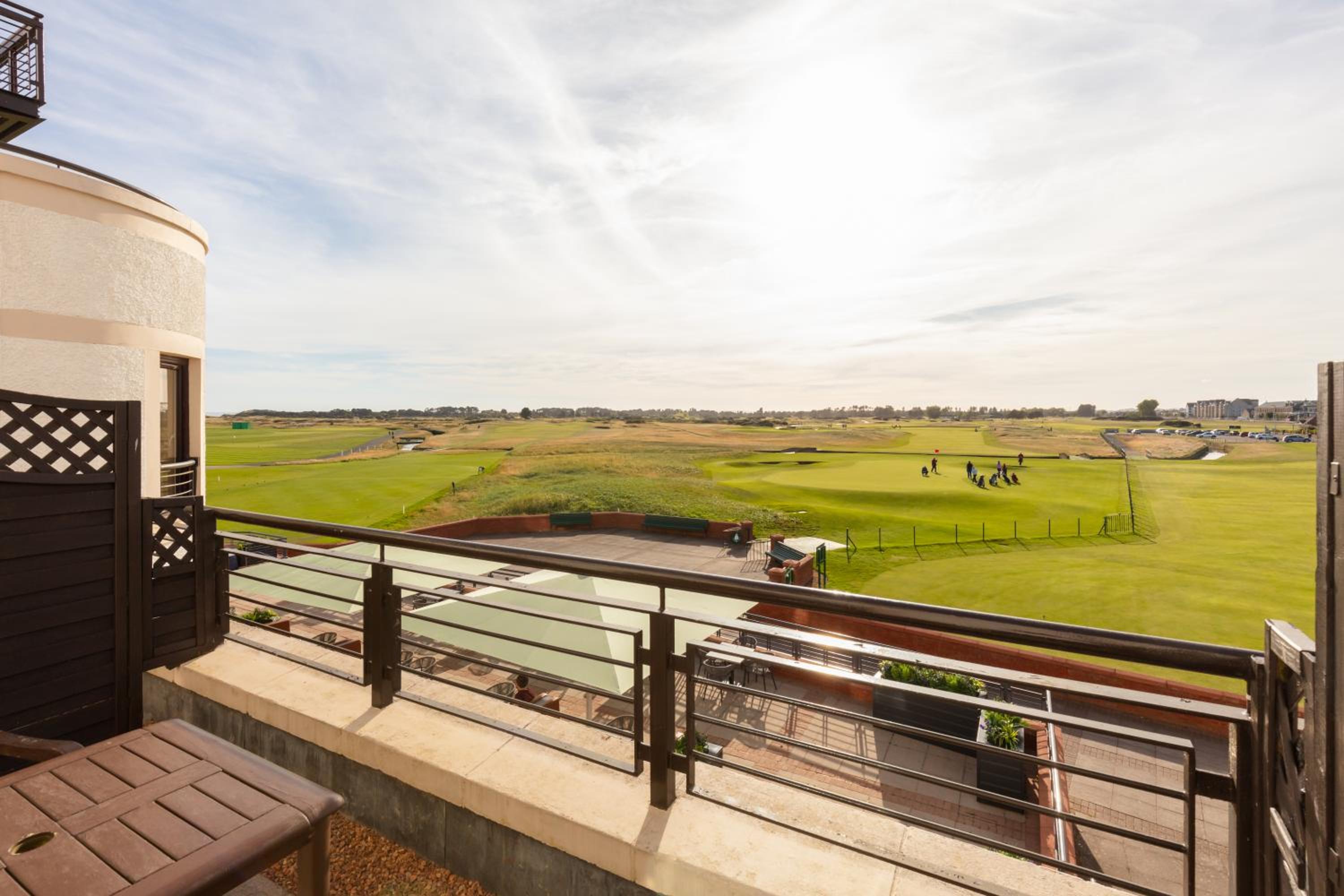 Deluxe Double Room with Balcony and Golf View - Photo 5