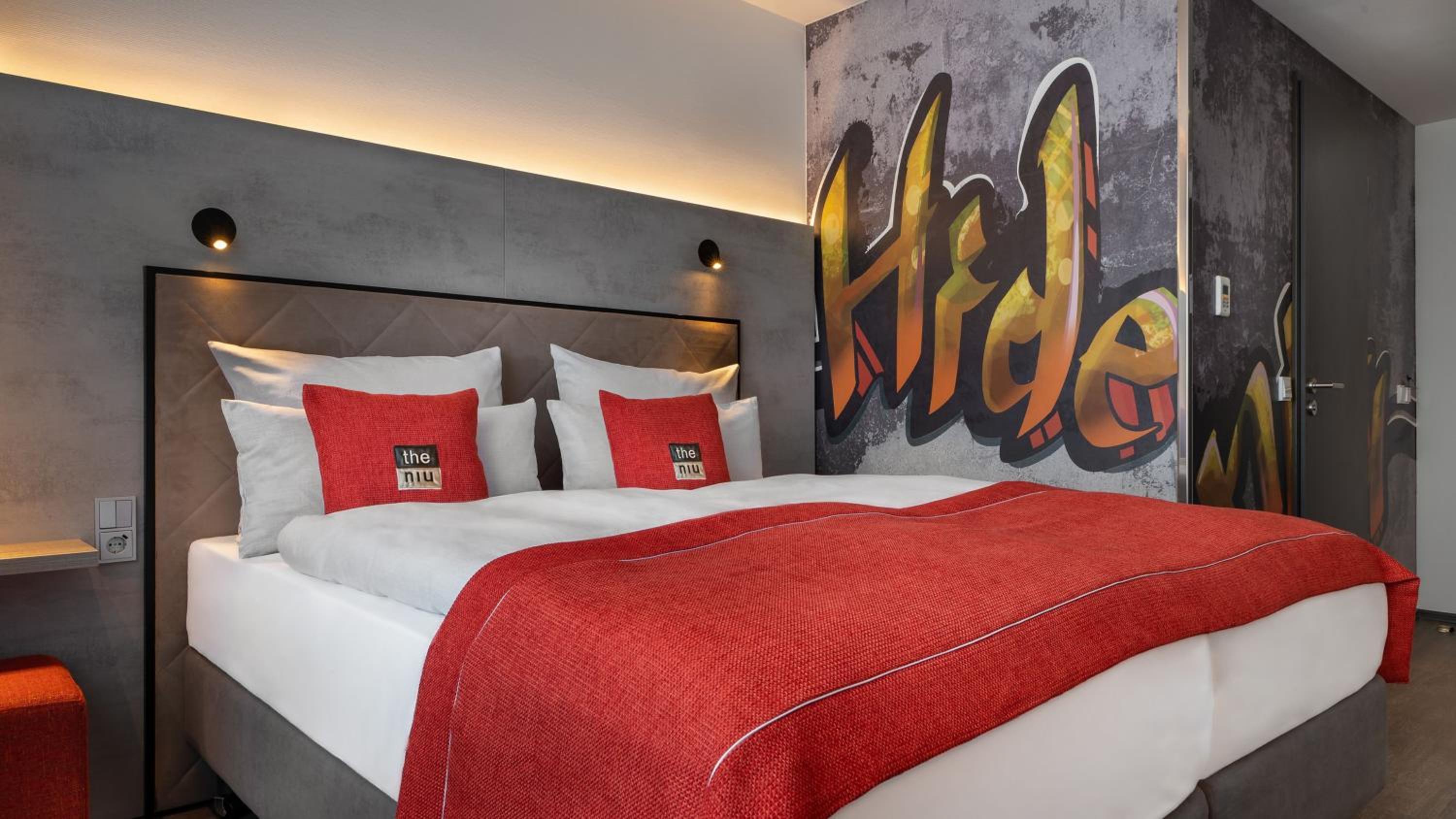 Premium Queen Room - Photo 4