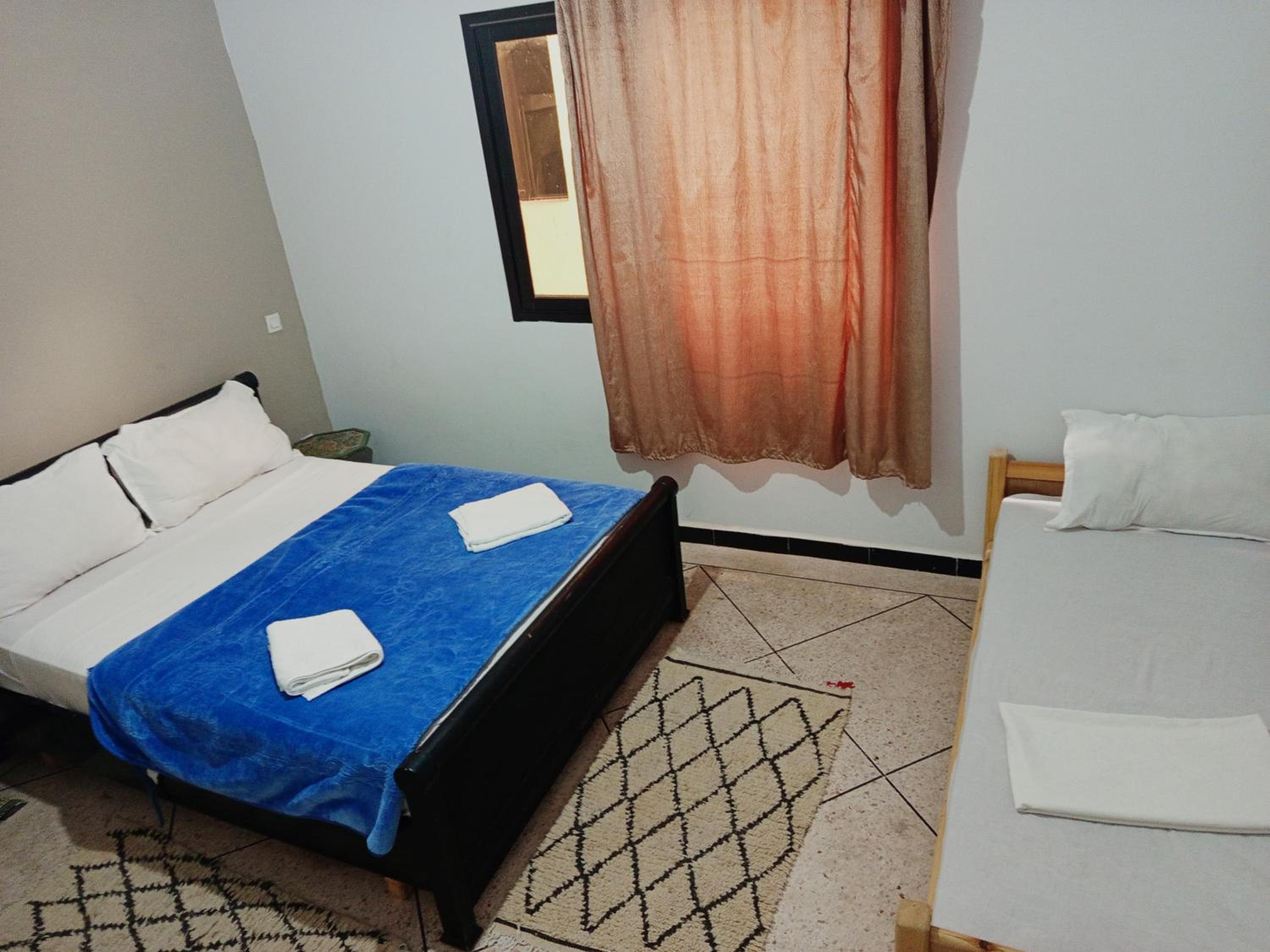 Budget Double Room - Photo 6