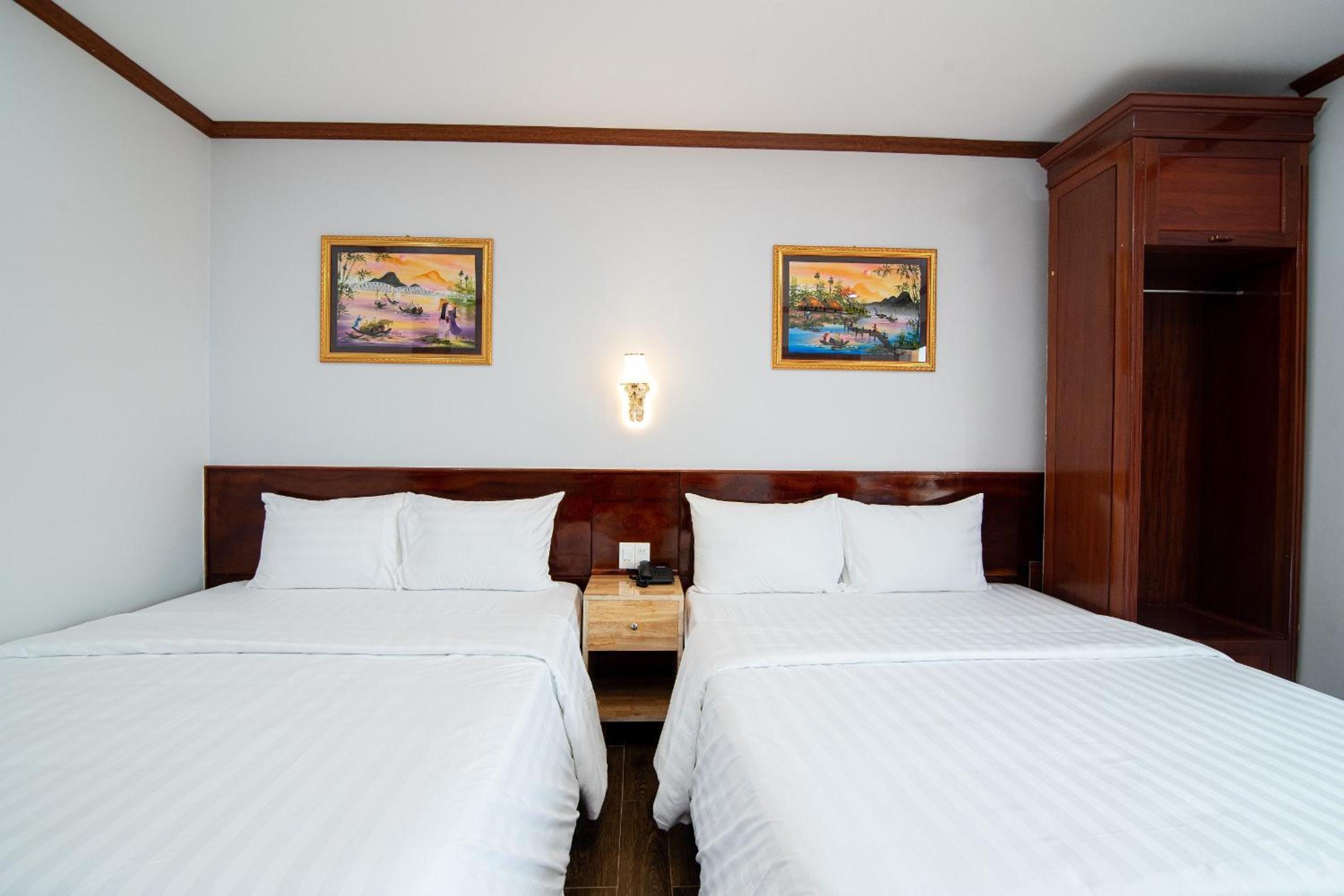 Standard Double or Twin Room photo 1