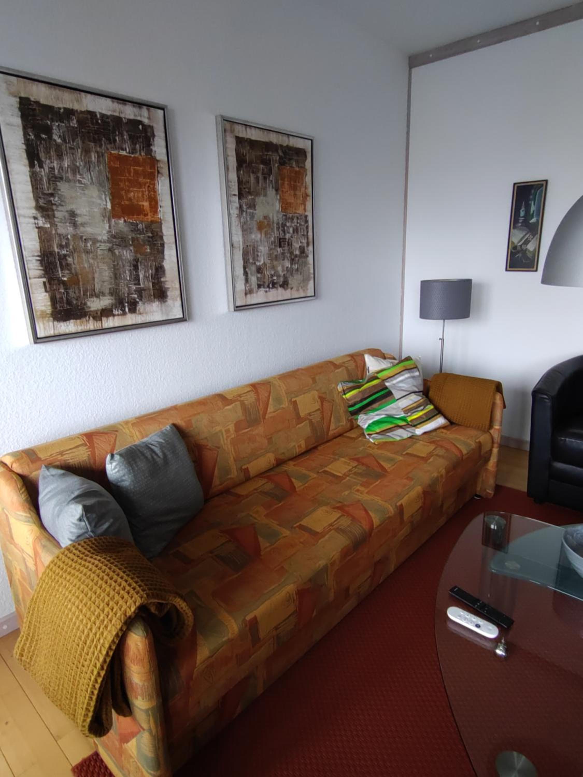 One-Bedroom Apartment photo 2