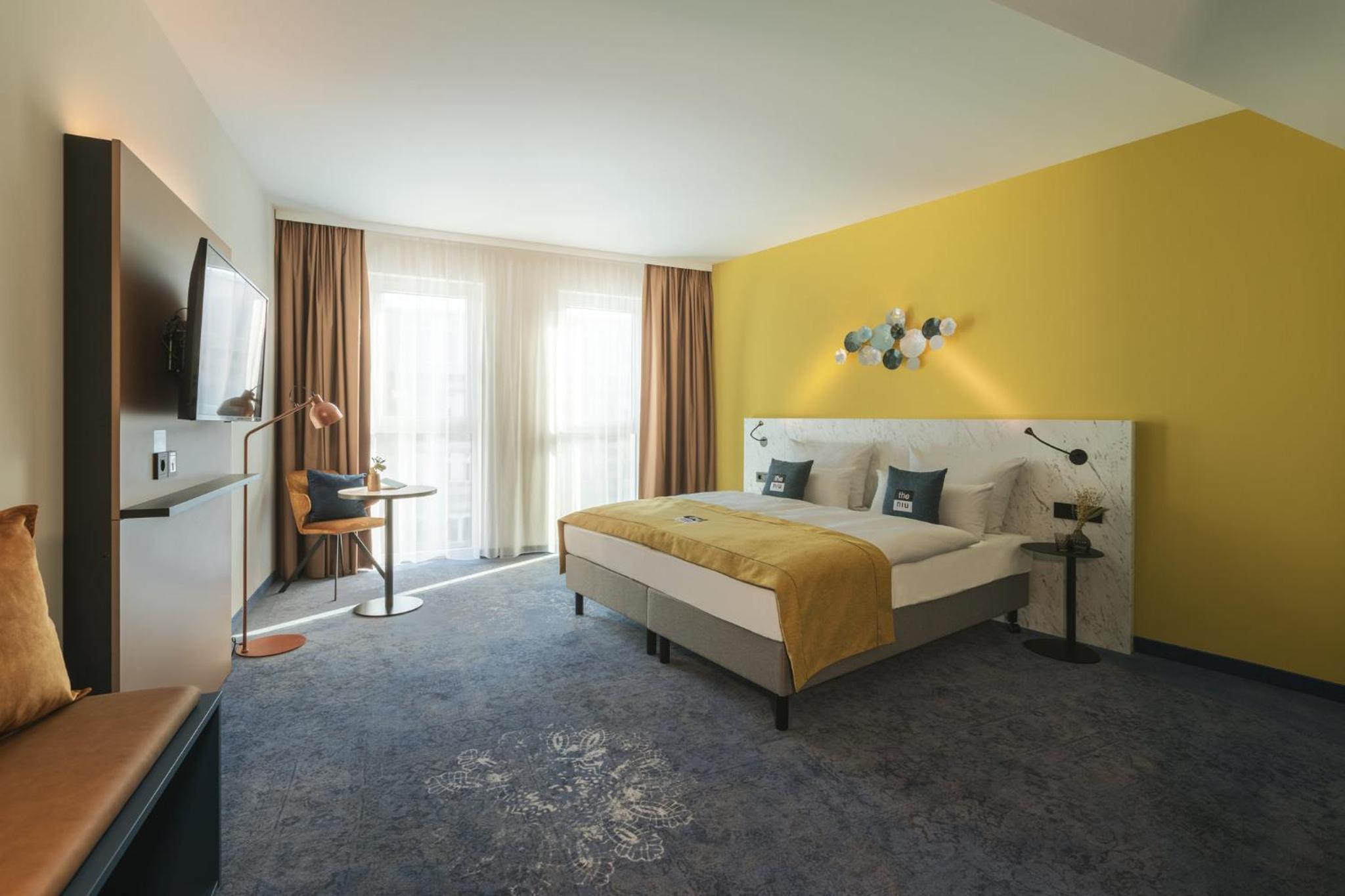 Standard Twin Room - Disability Access - Photo 4