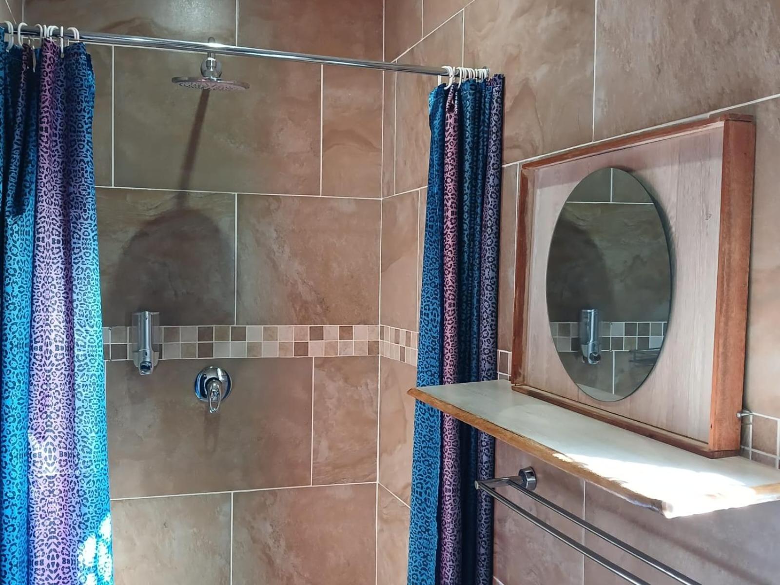 Deluxe Family Suite photo 3