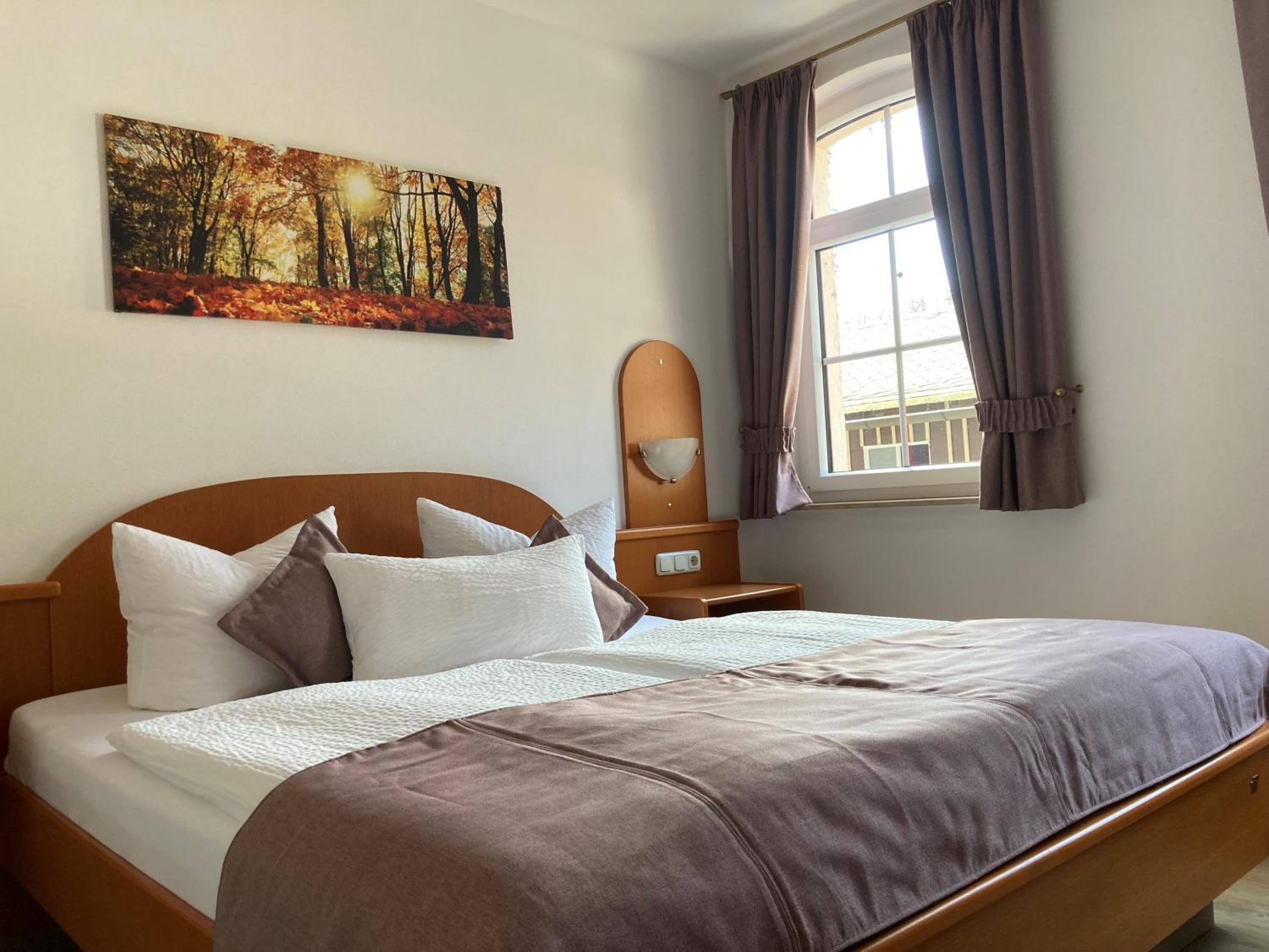 Double Room - Photo 8