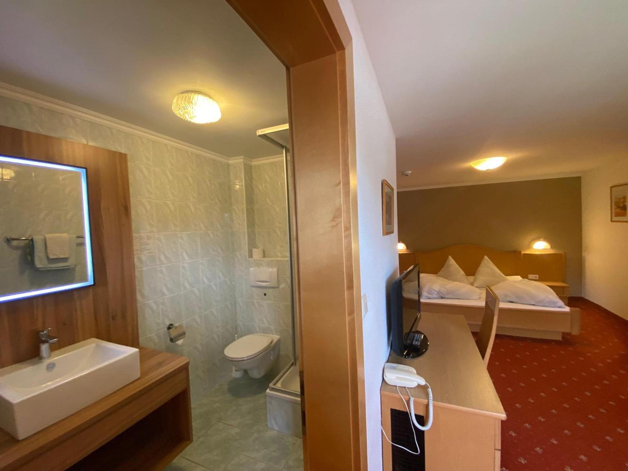 Standard Double Room photo 1