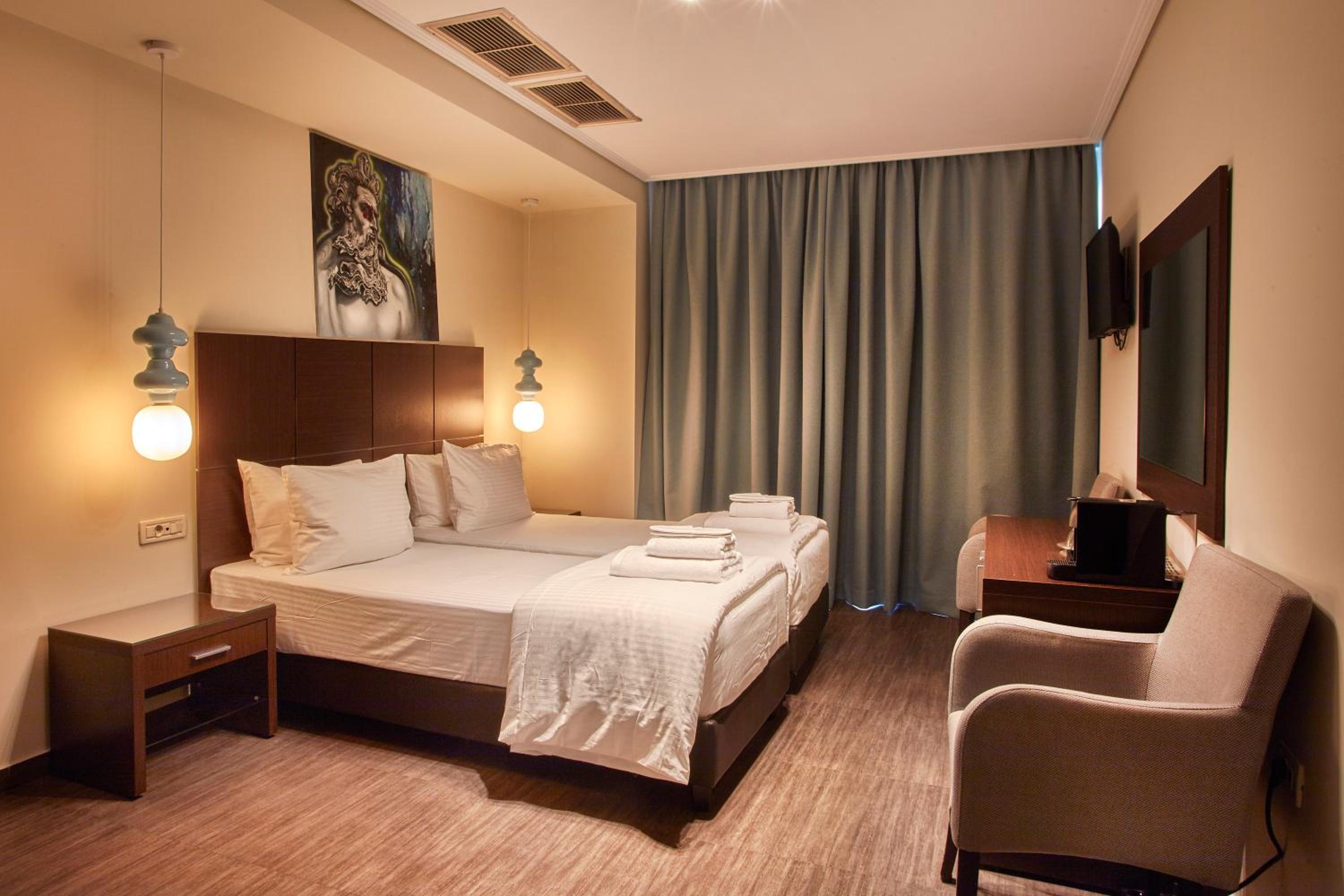 Standard Twin Room photo 2