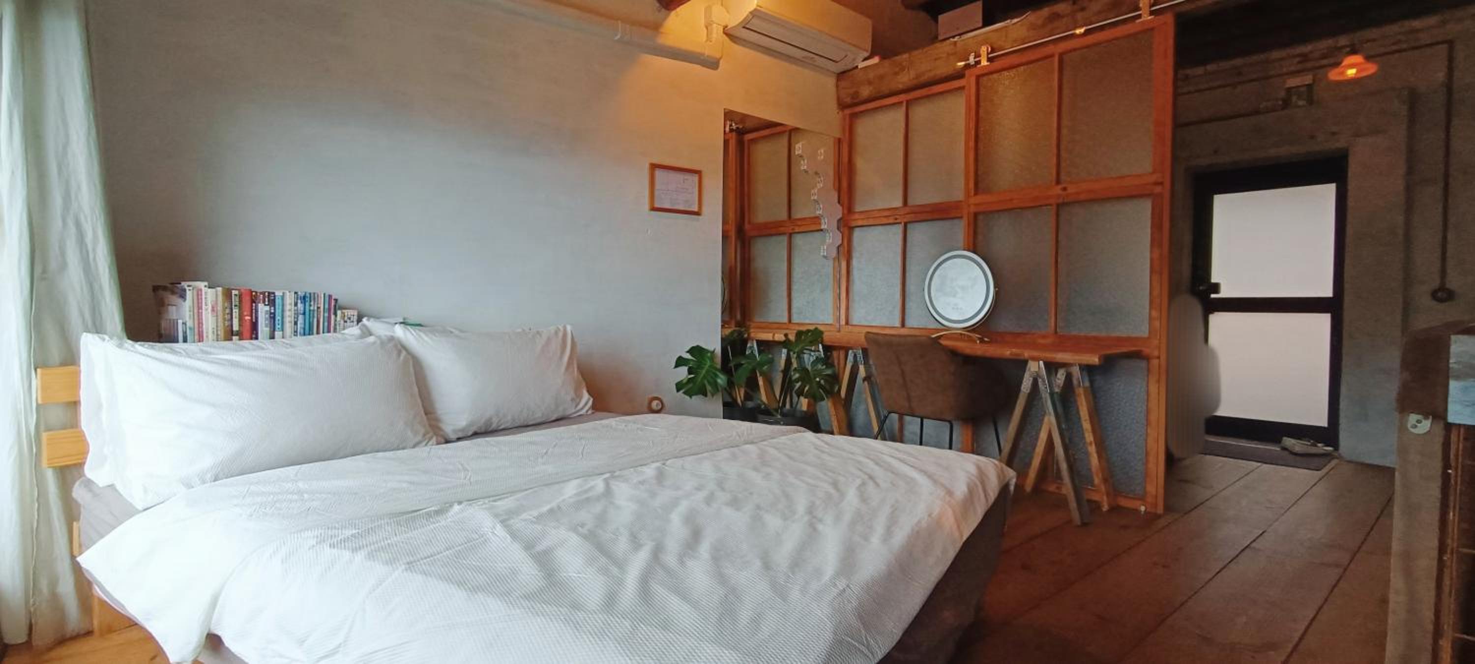 Deluxe Double Room with Balcony and Sea View photo 2