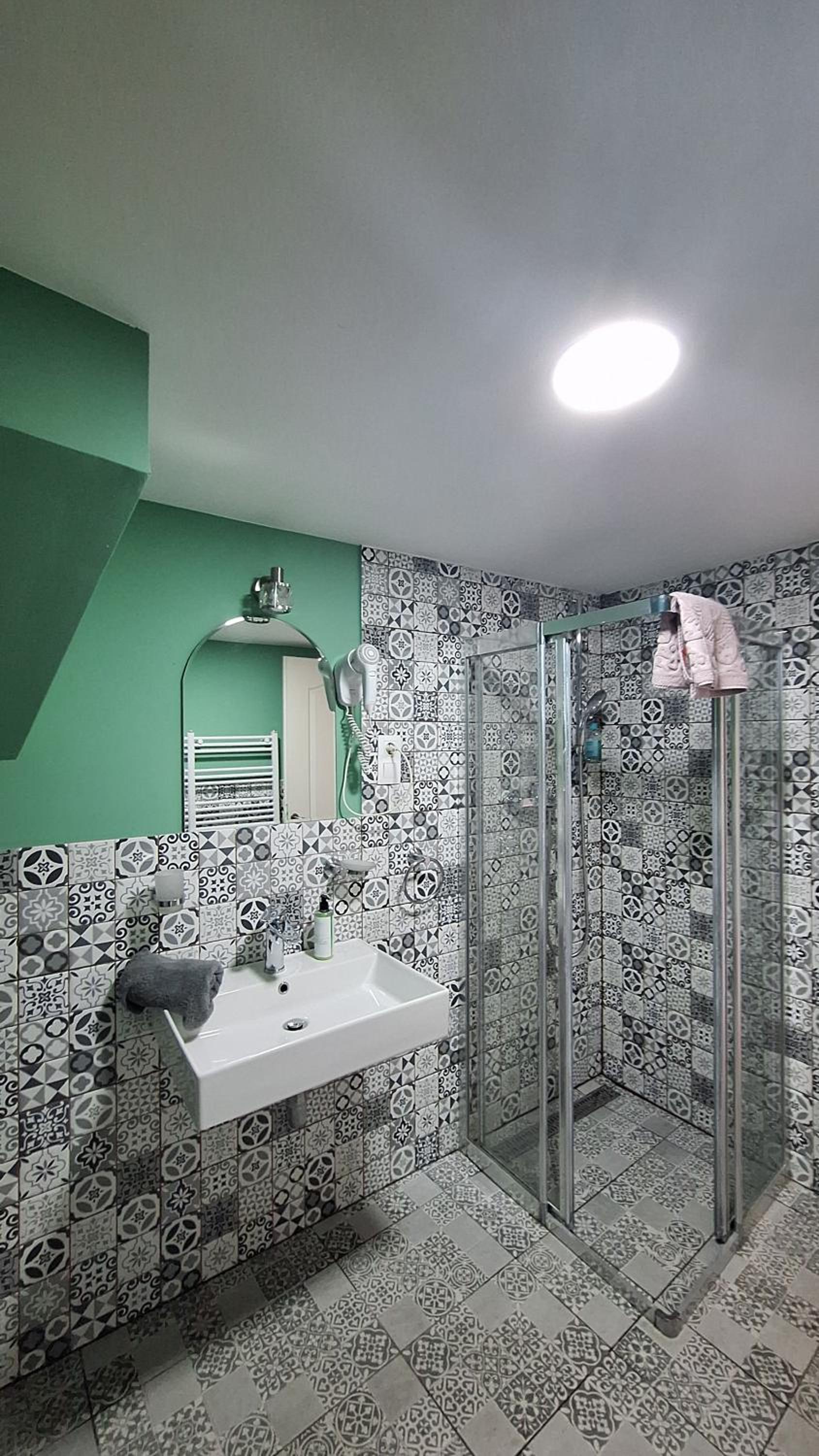 Standard Apartment - Photo 9
