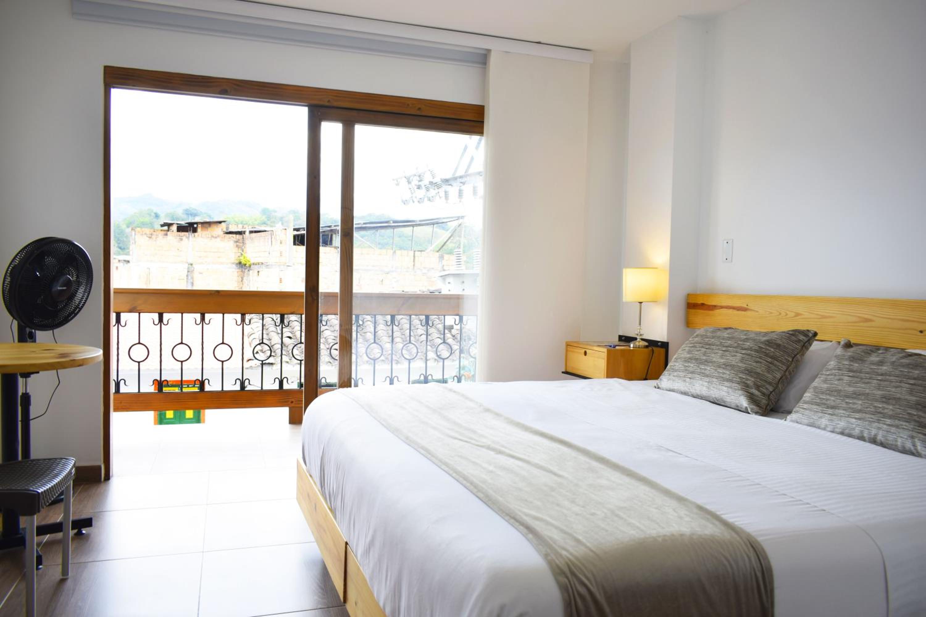Superior Double or Twin Room with City View photo 1