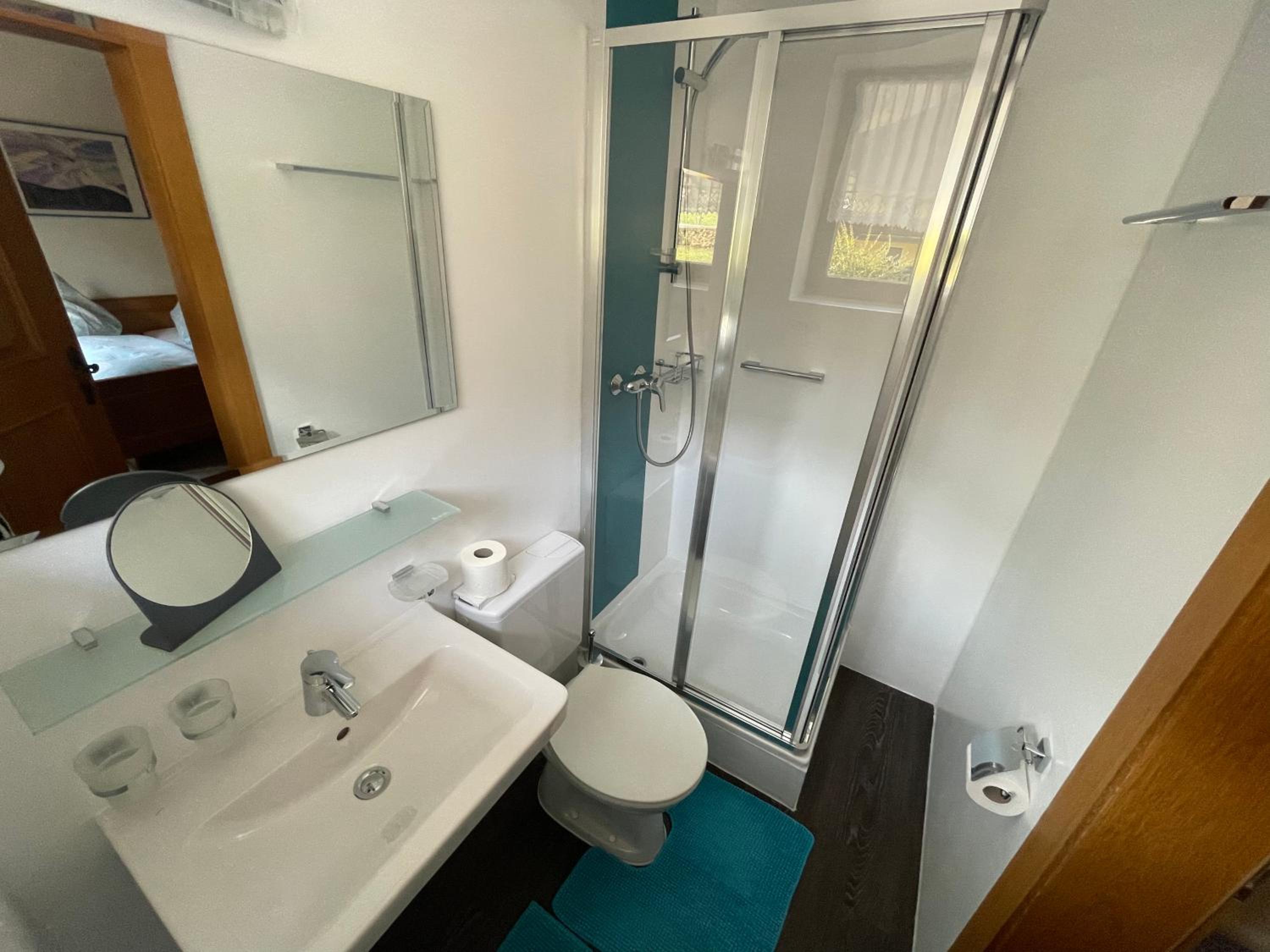 Triple Room with Shower photo 2