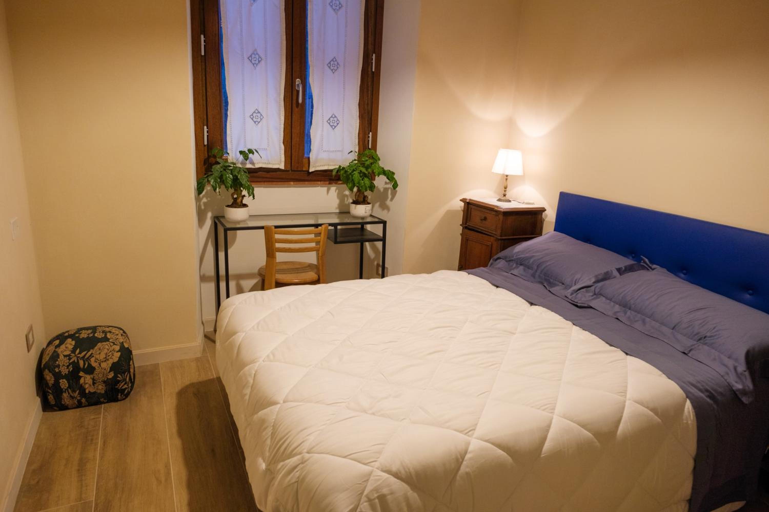 Small Double Room photo 3