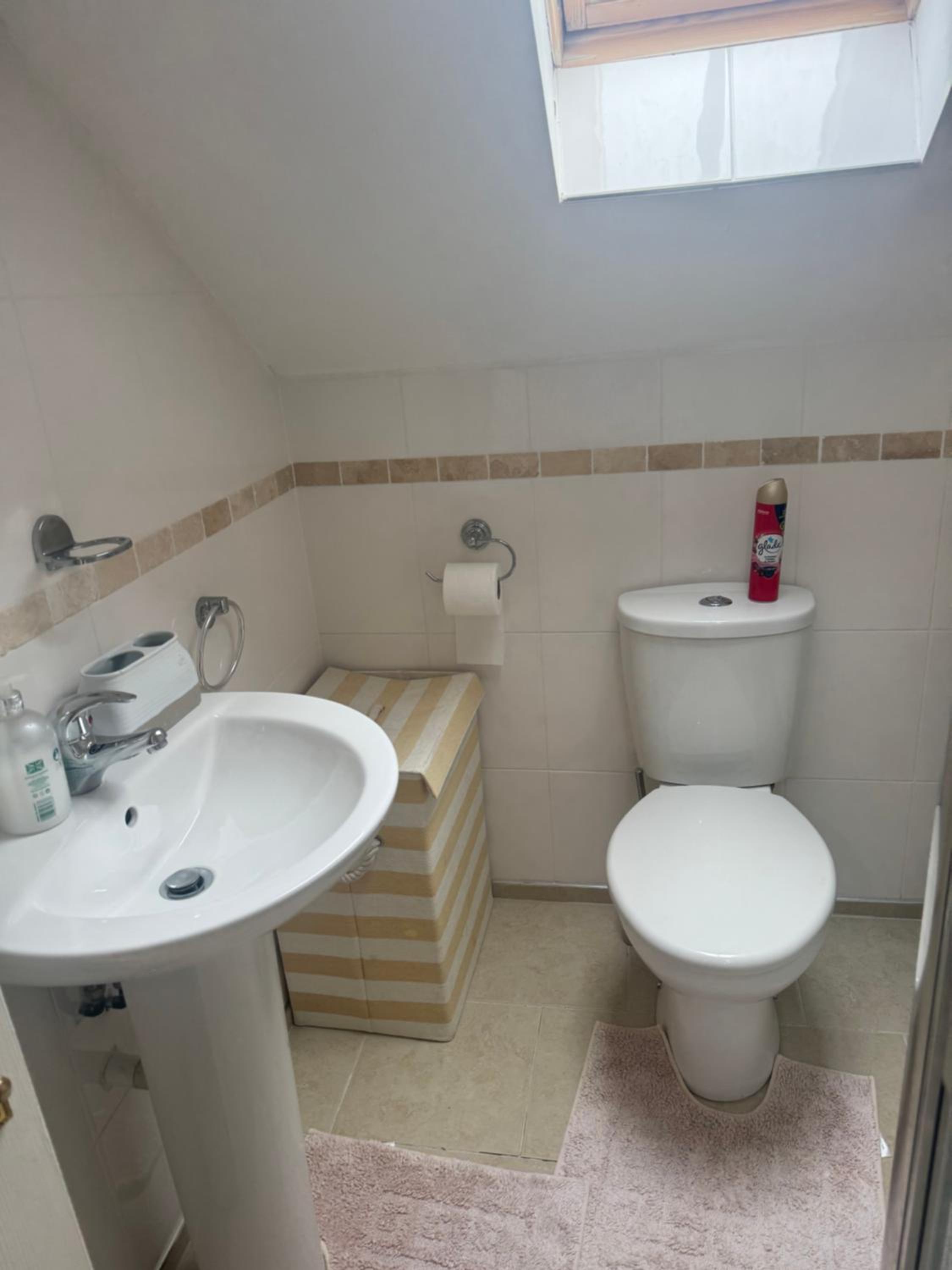Double Room with Private Bathroom photo 2