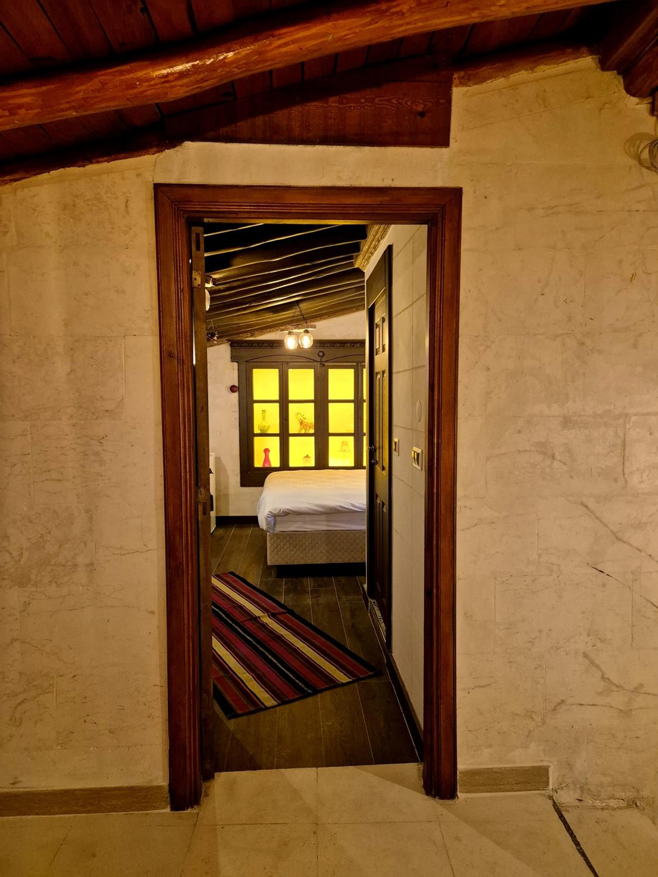 Deluxe Double Room photo 2
