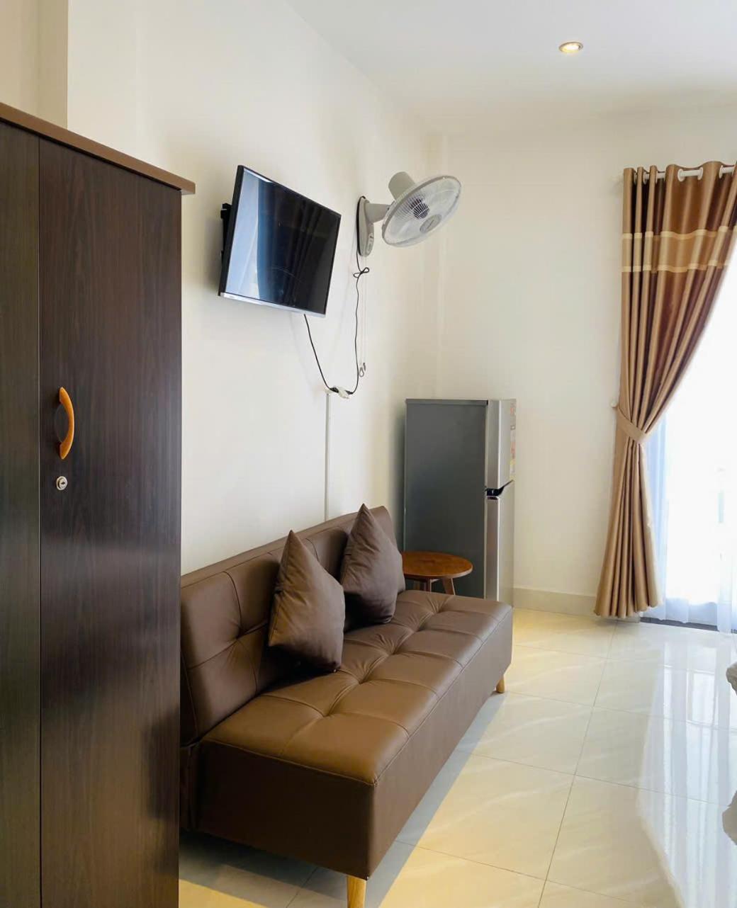 Queen Room with Balcony