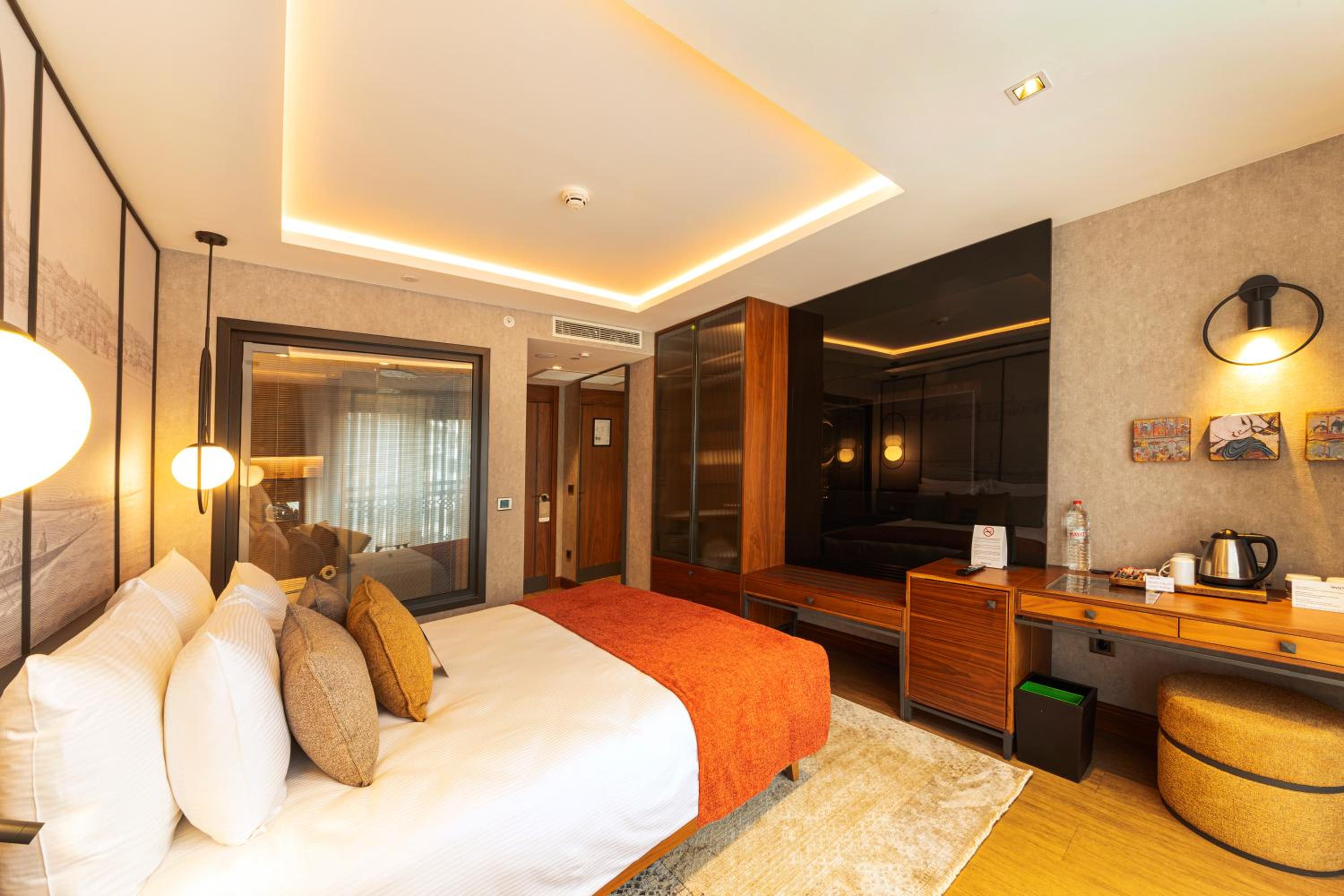 Available room