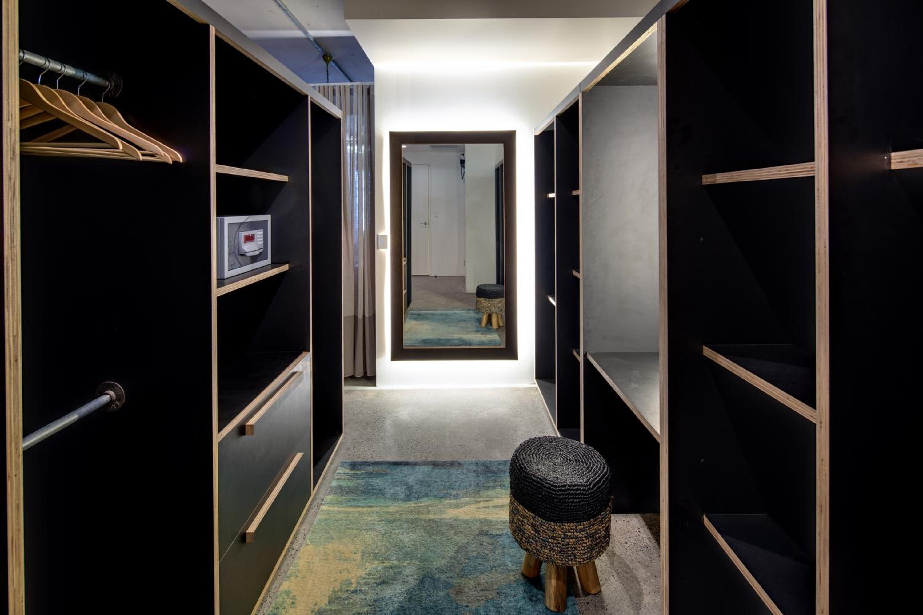Luxury Plus Suite