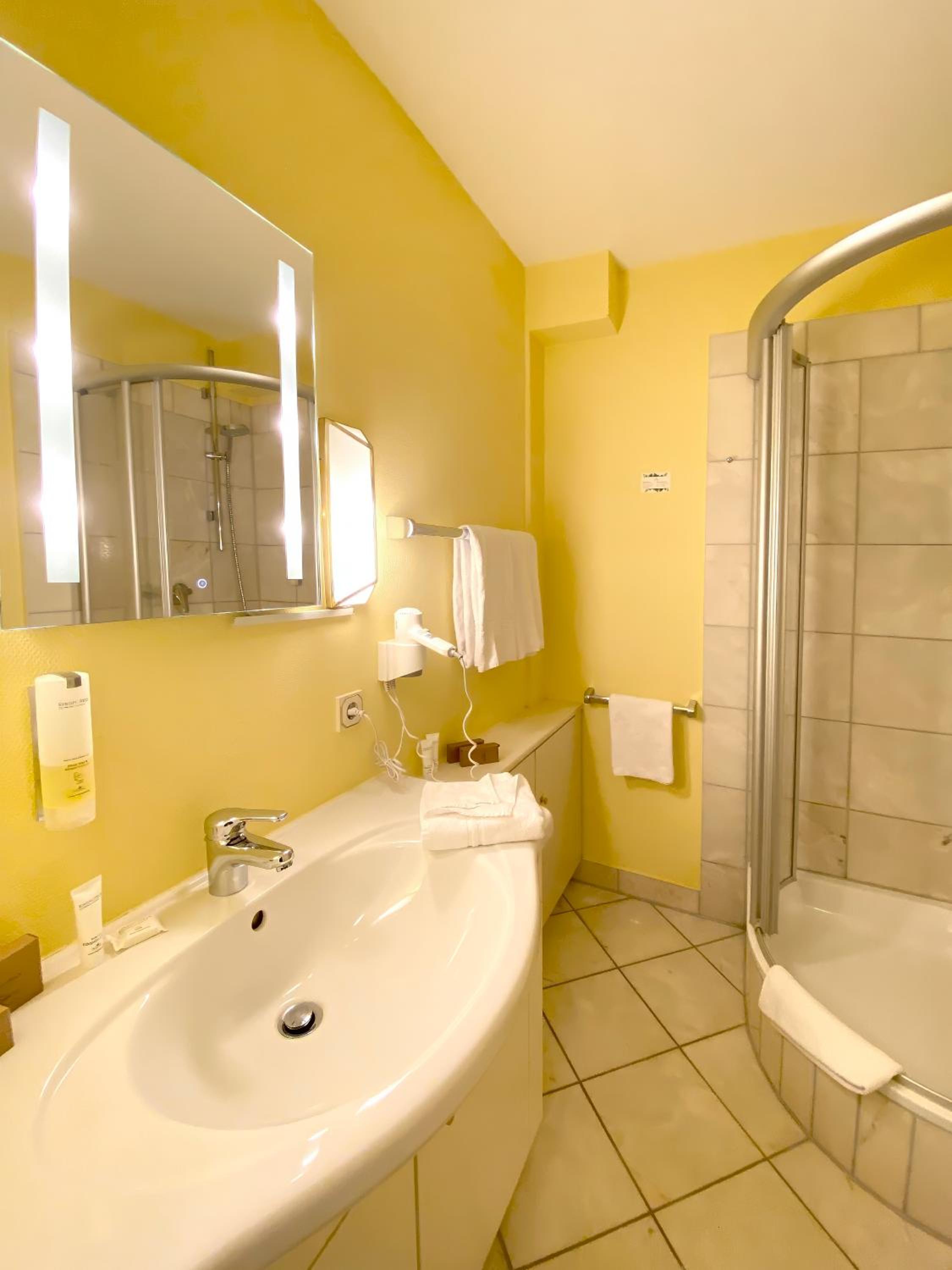 Luxus Suite - Photo 21