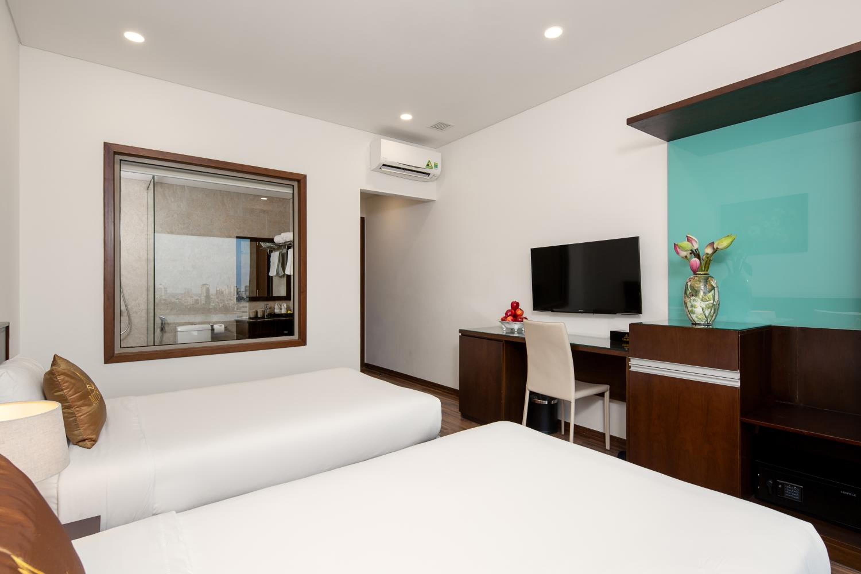 Standard Twin Room - No window  - Photo 1