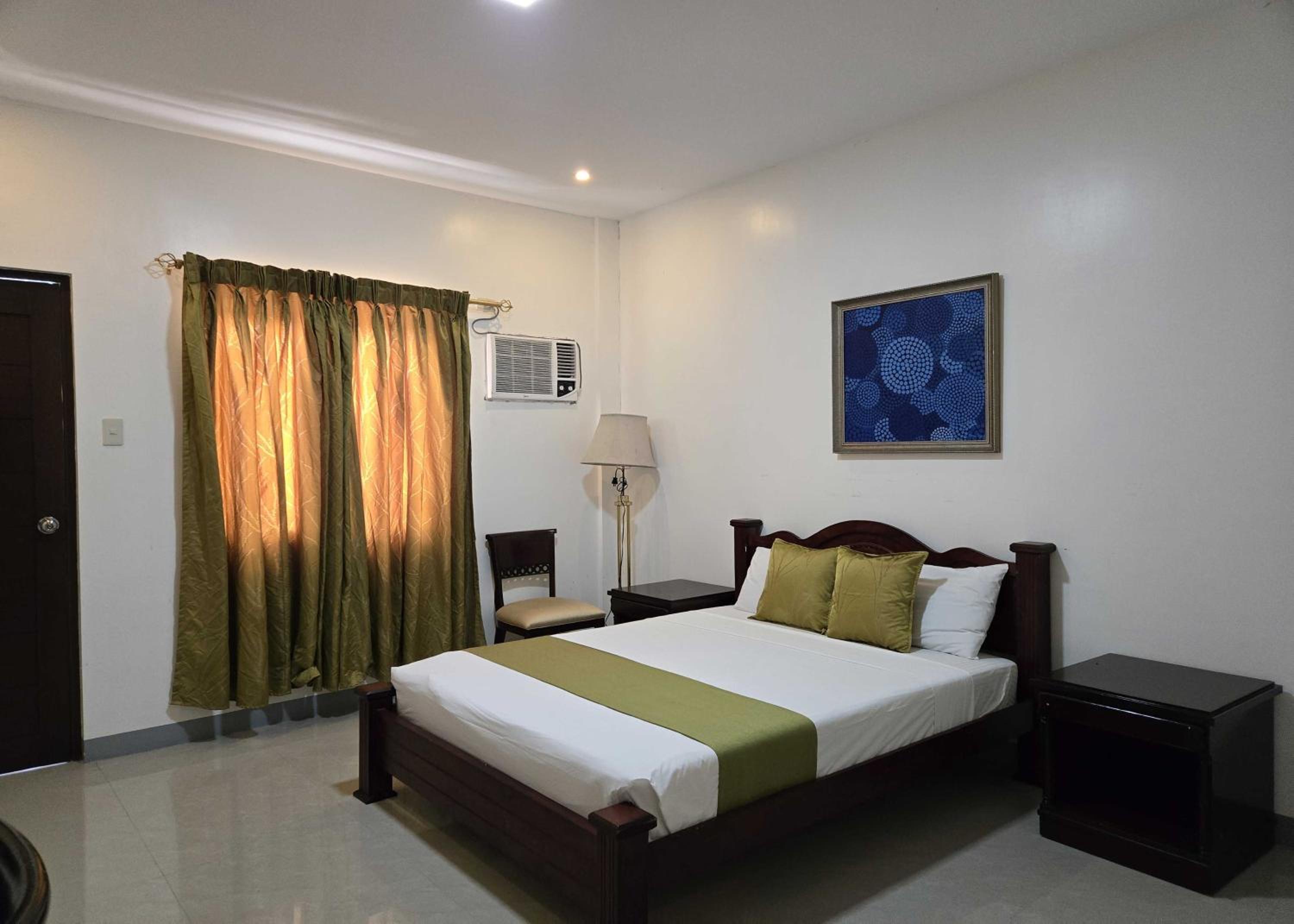 Double Room - Photo 4