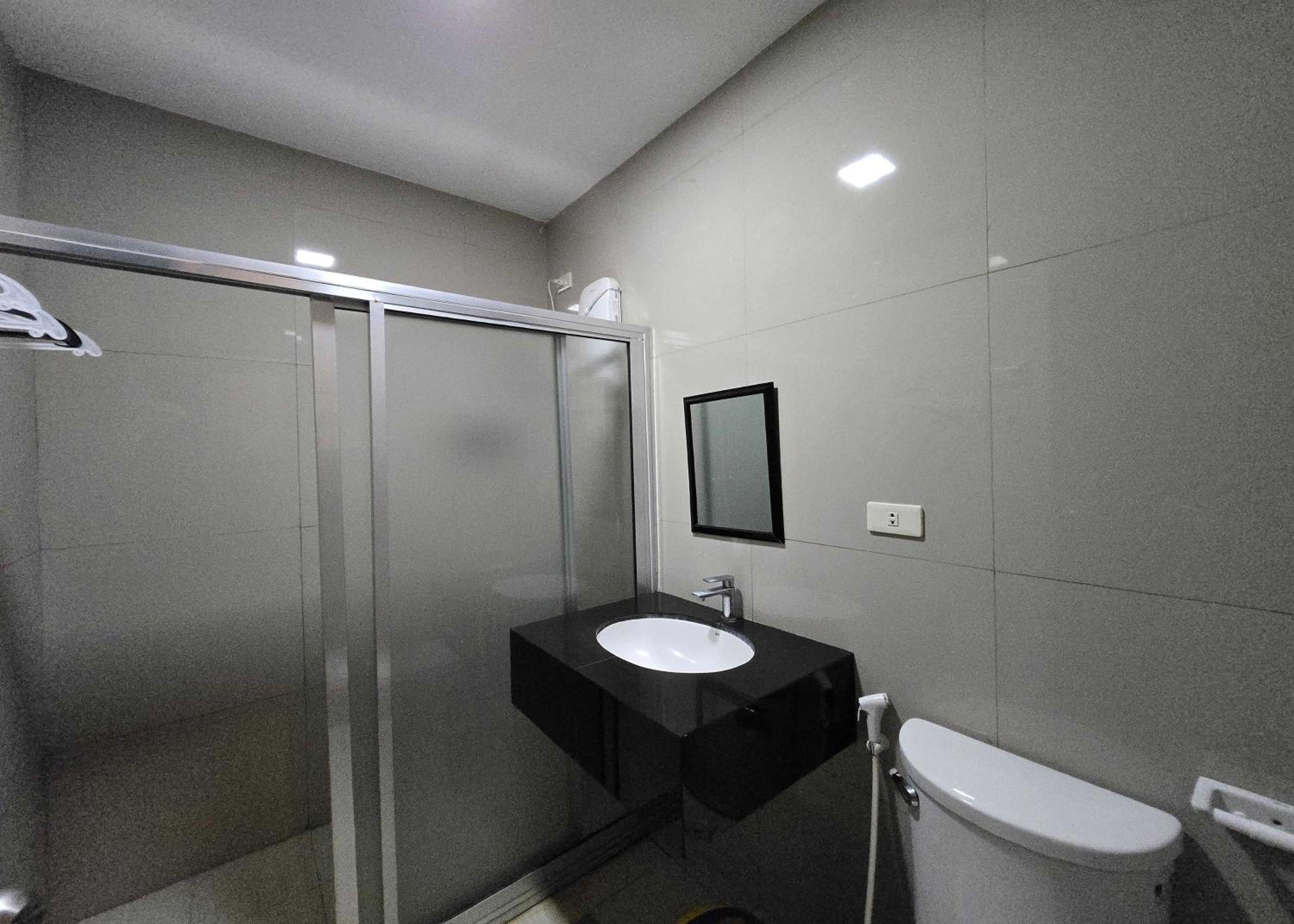 Double Room - Photo 9