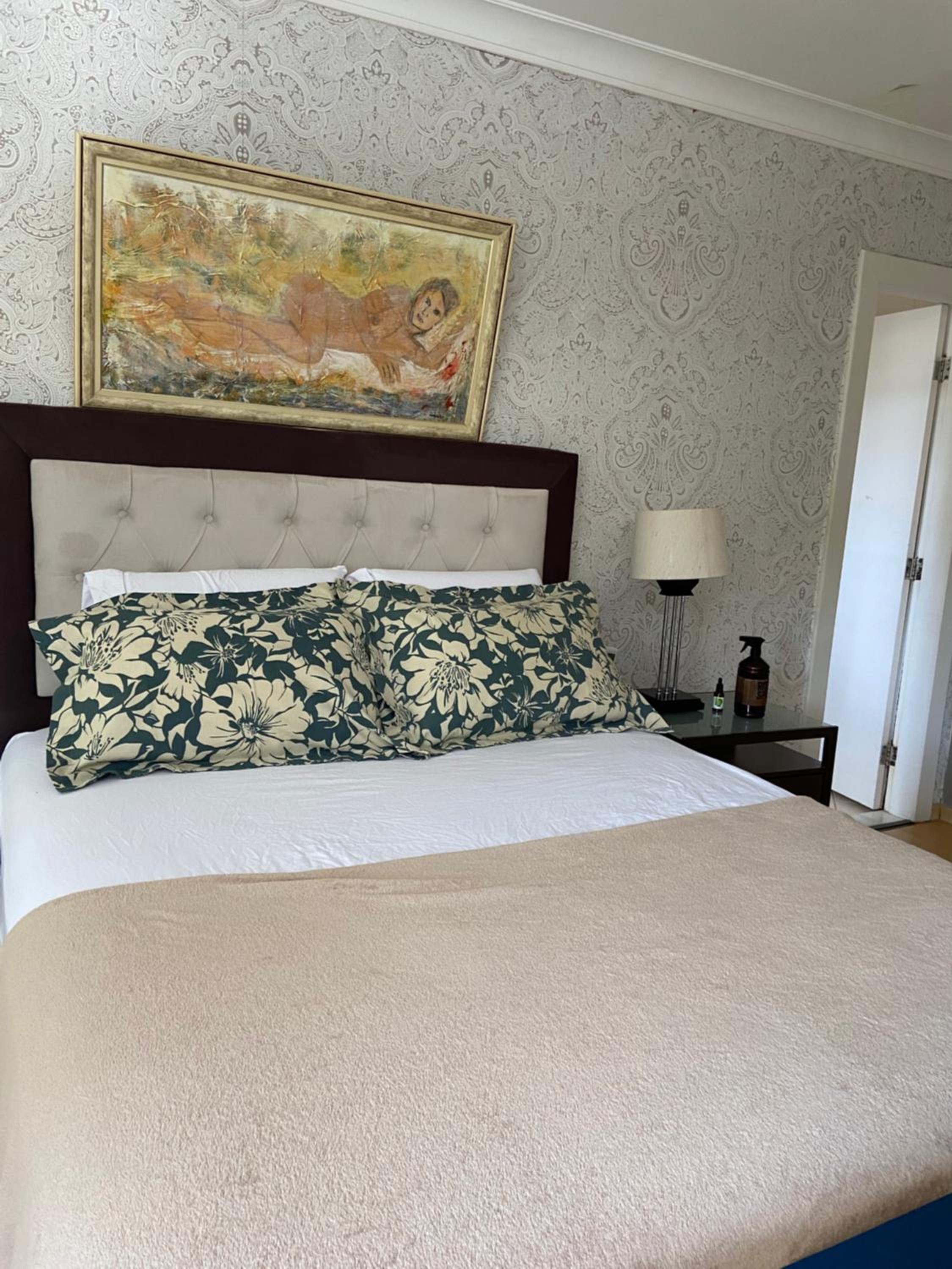 Deluxe Queen Room photo 1