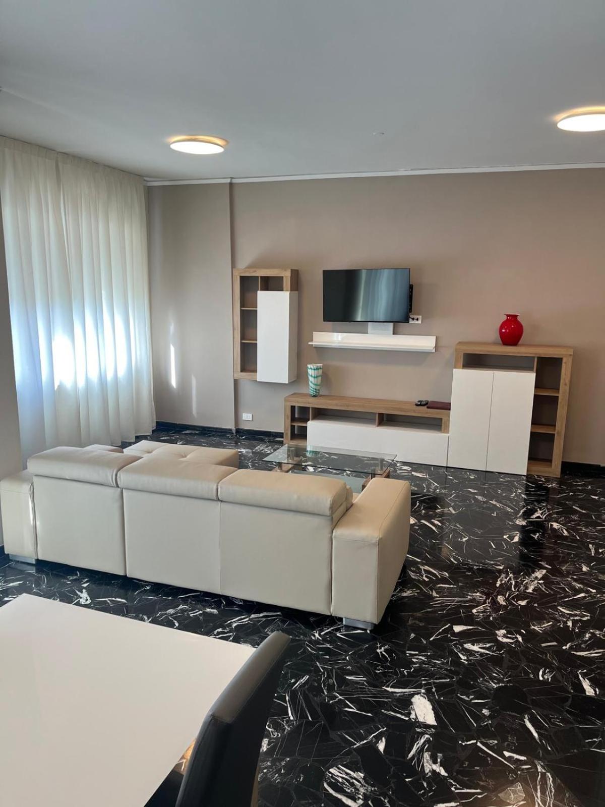 Superior Apartment - Photo 2