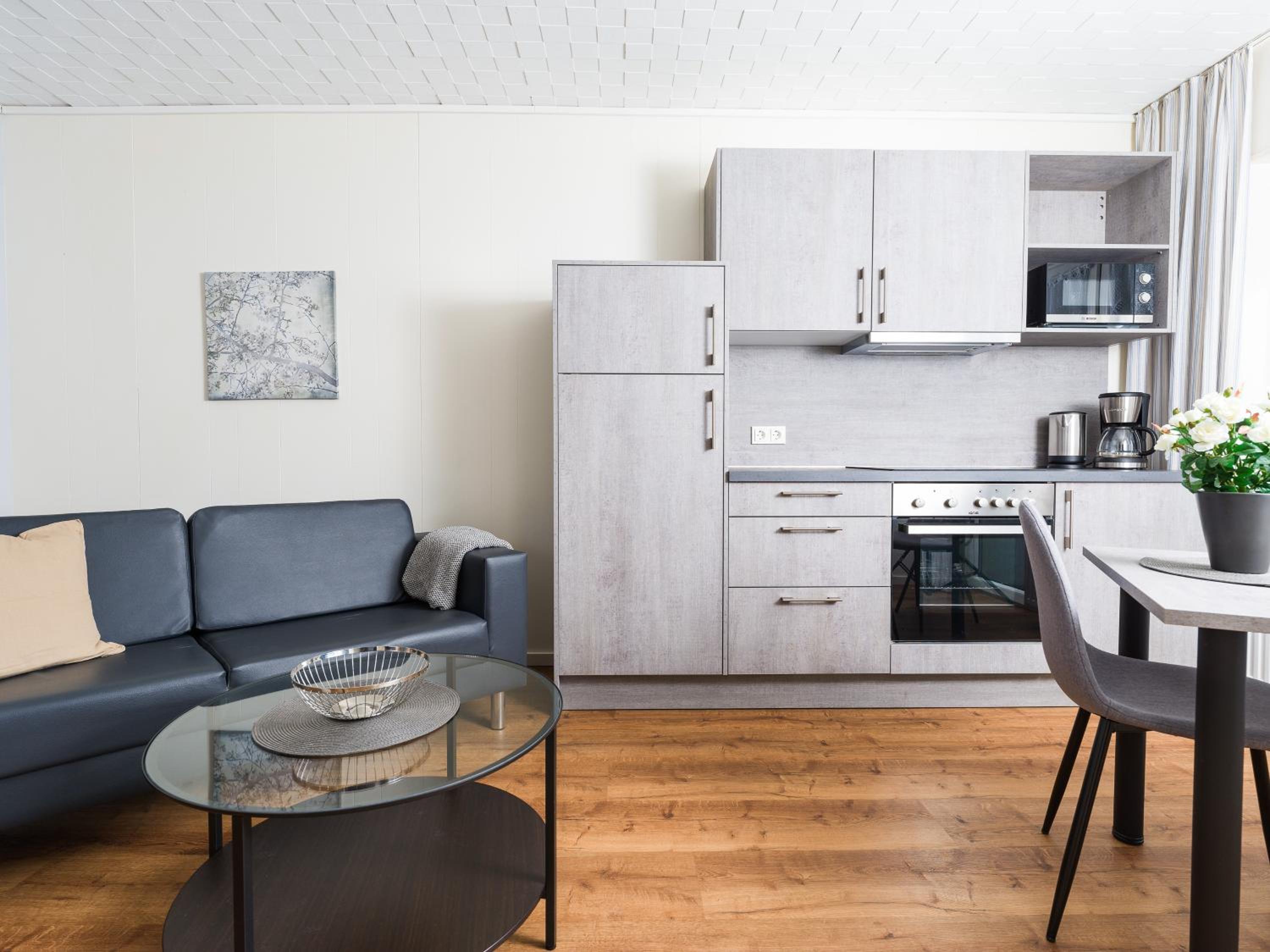 One-Bedroom Apartment with Balcony photo 3