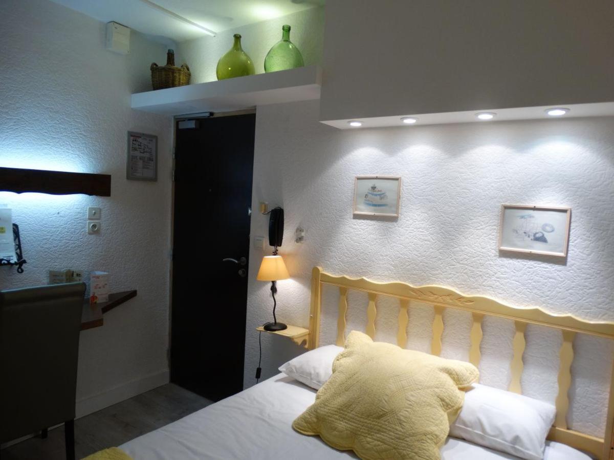 Budget Double Room photo 2