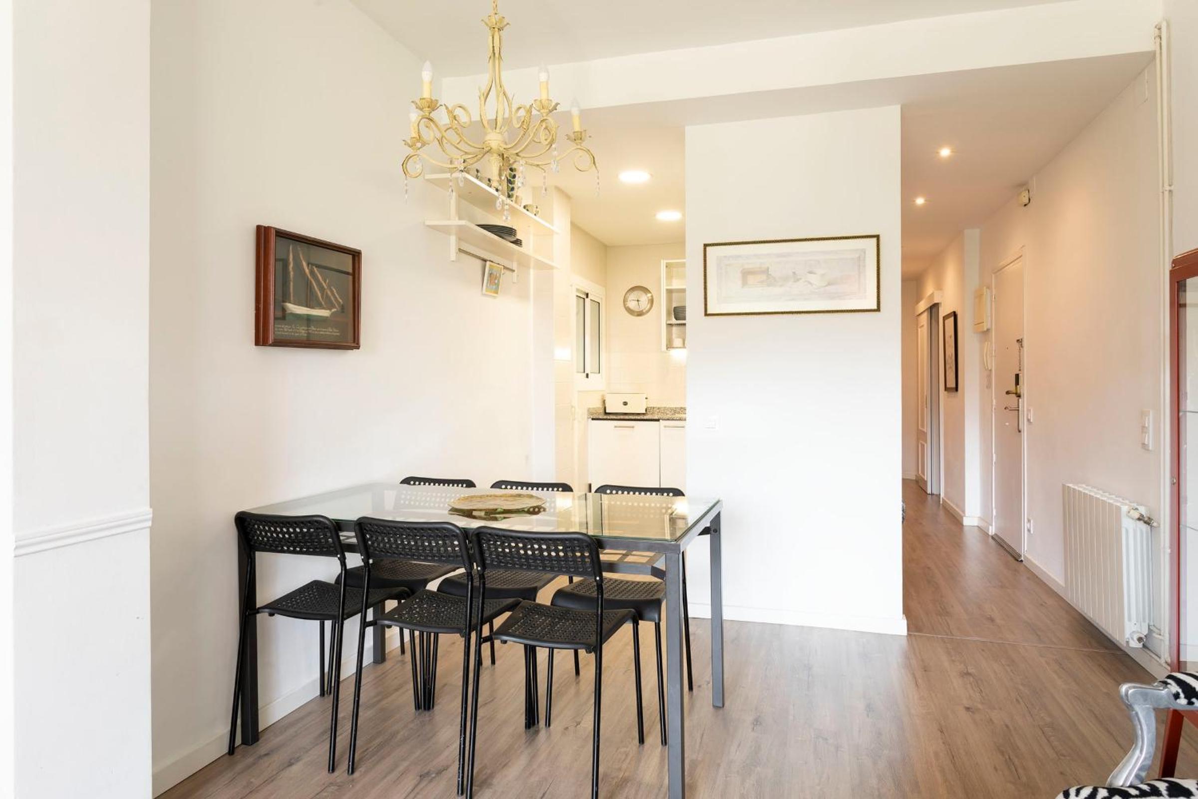 Apartment - Photo 8
