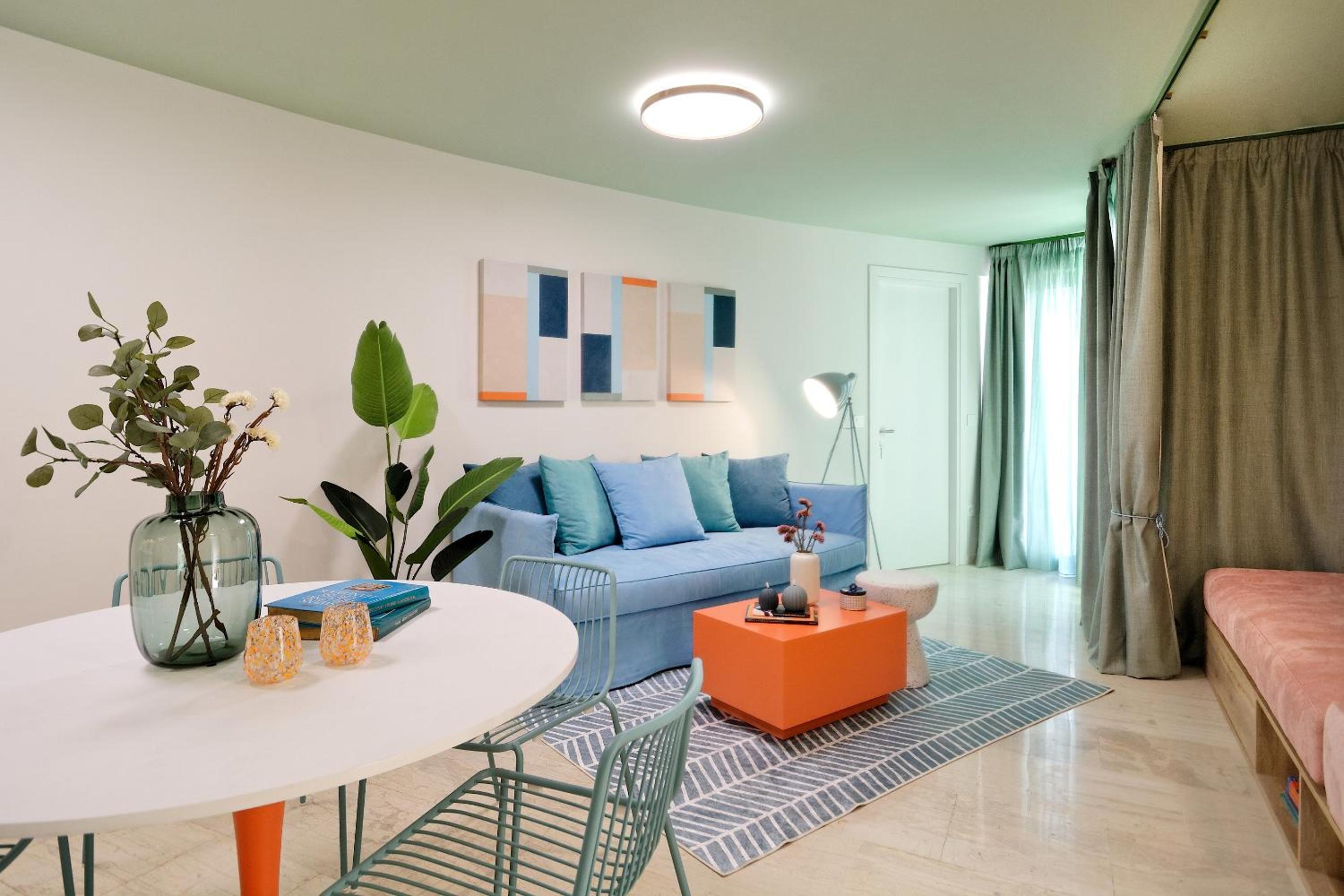 One-Bedroom Apartment with Terrace photo 1