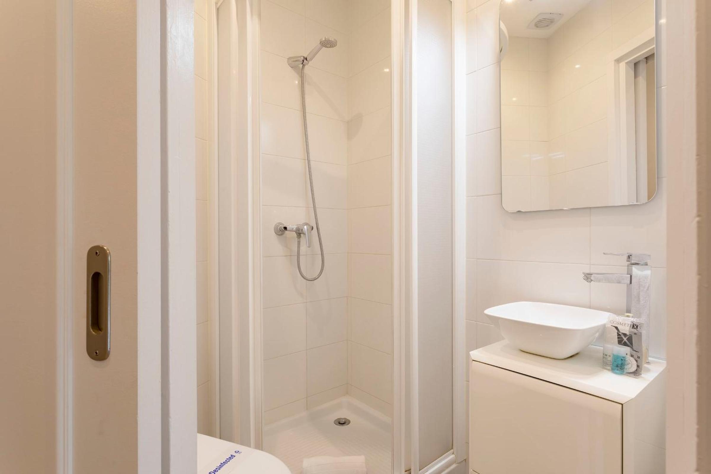 Apartment - Photo 15