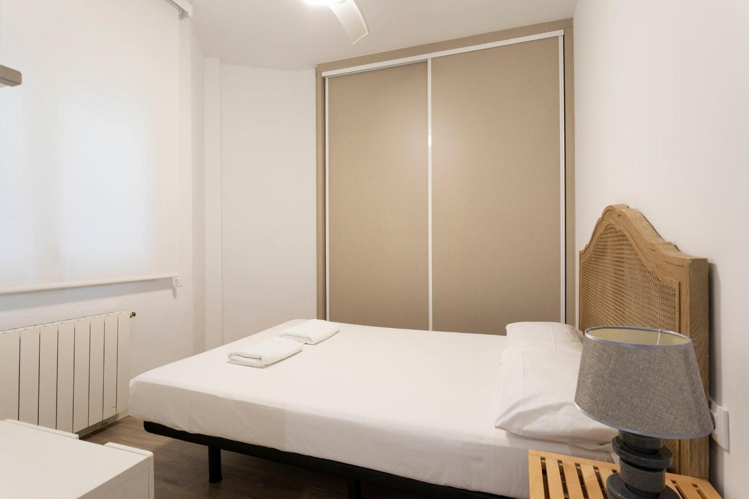 Apartment - Photo 32