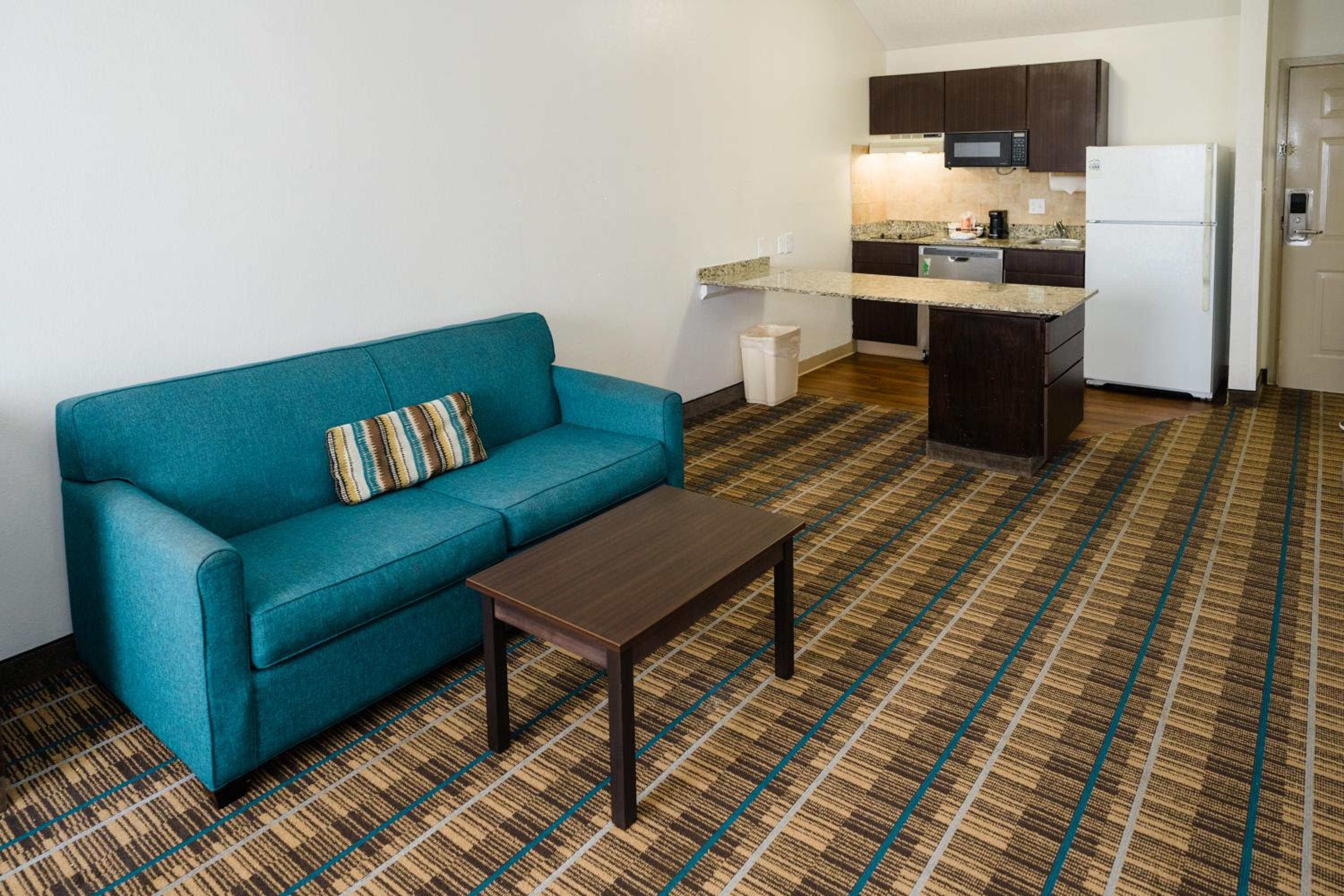 Double Suite with Two Double Beds - Non-Smoking - Photo 10