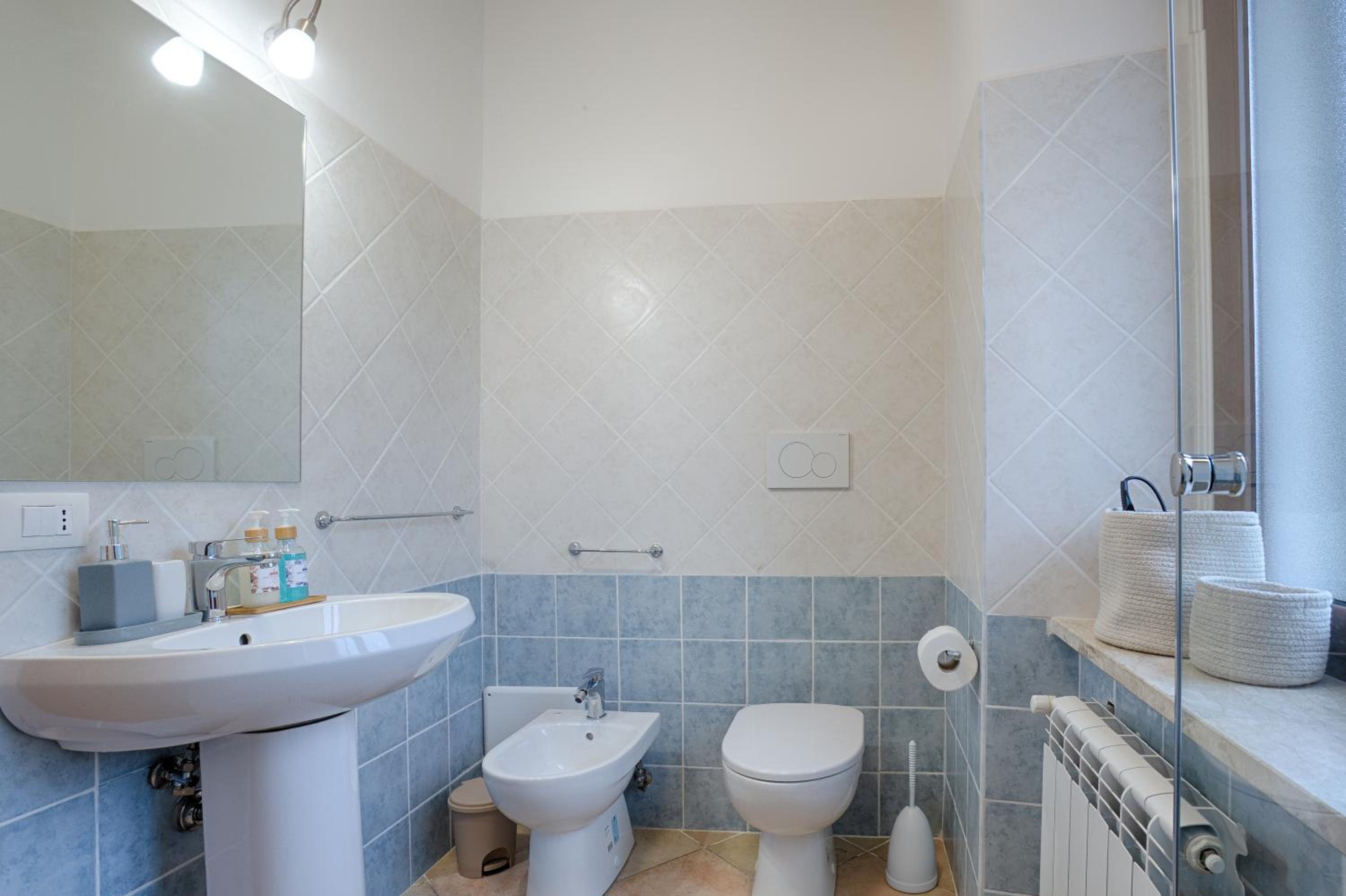 Double Room with Balcony photo 3