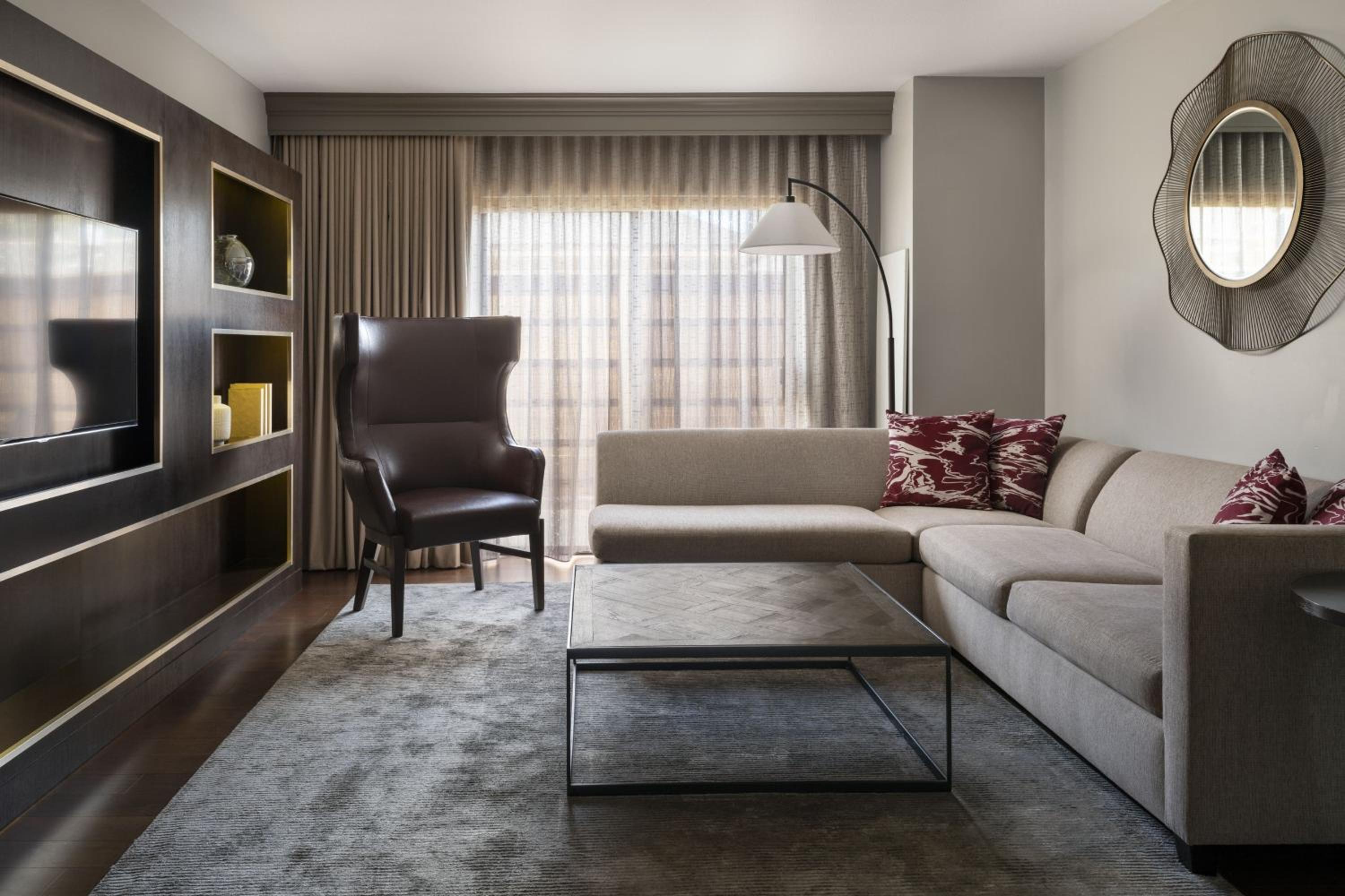 One-Bedroom Junior King Suite with Sofa-Bed