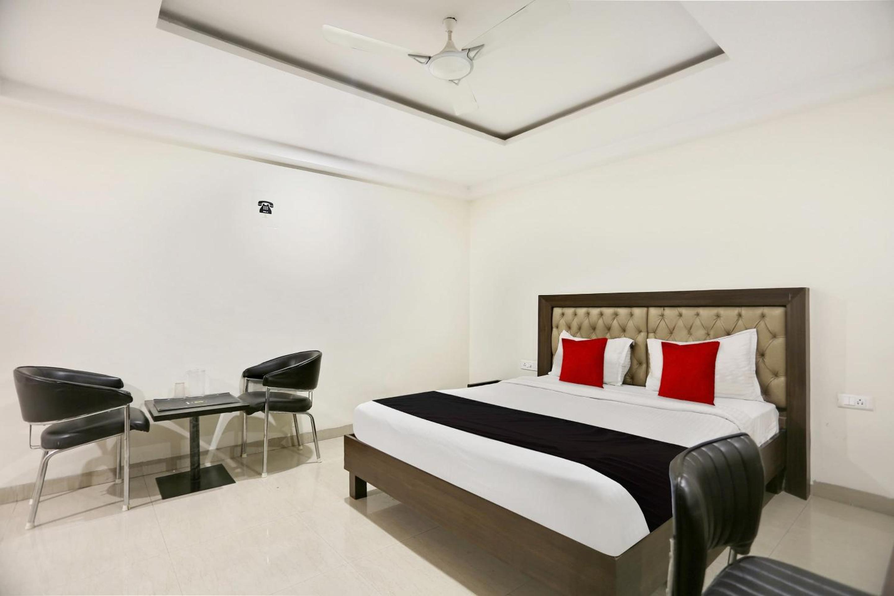 Classic Triple Room photo 1