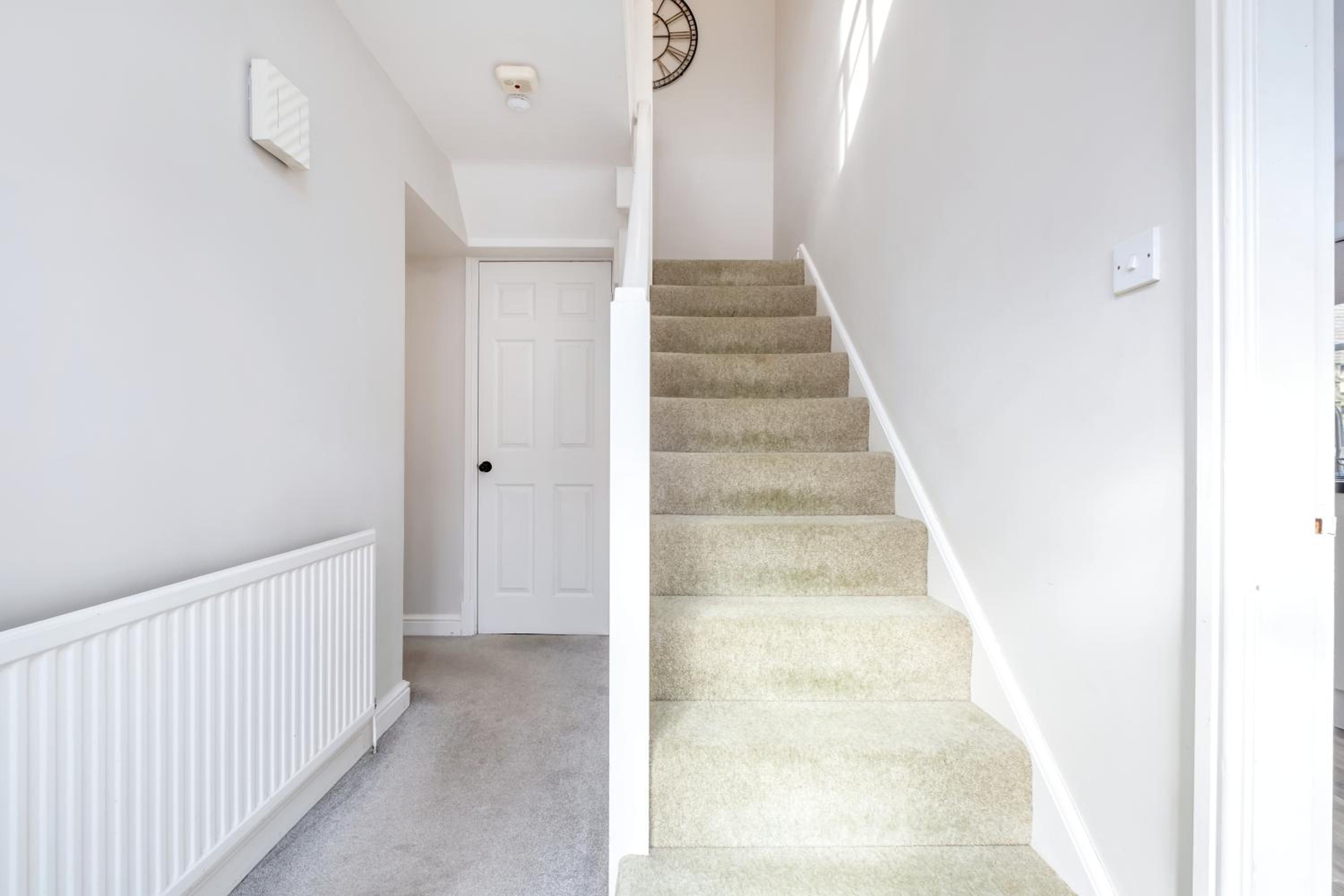 Three-Bedroom House photo 2