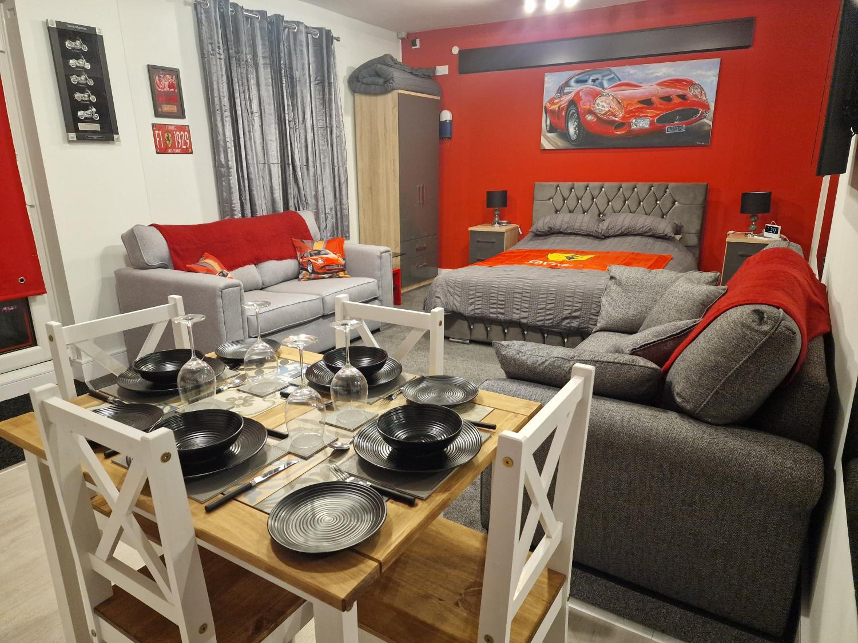 King Studio with Sofa Bed
