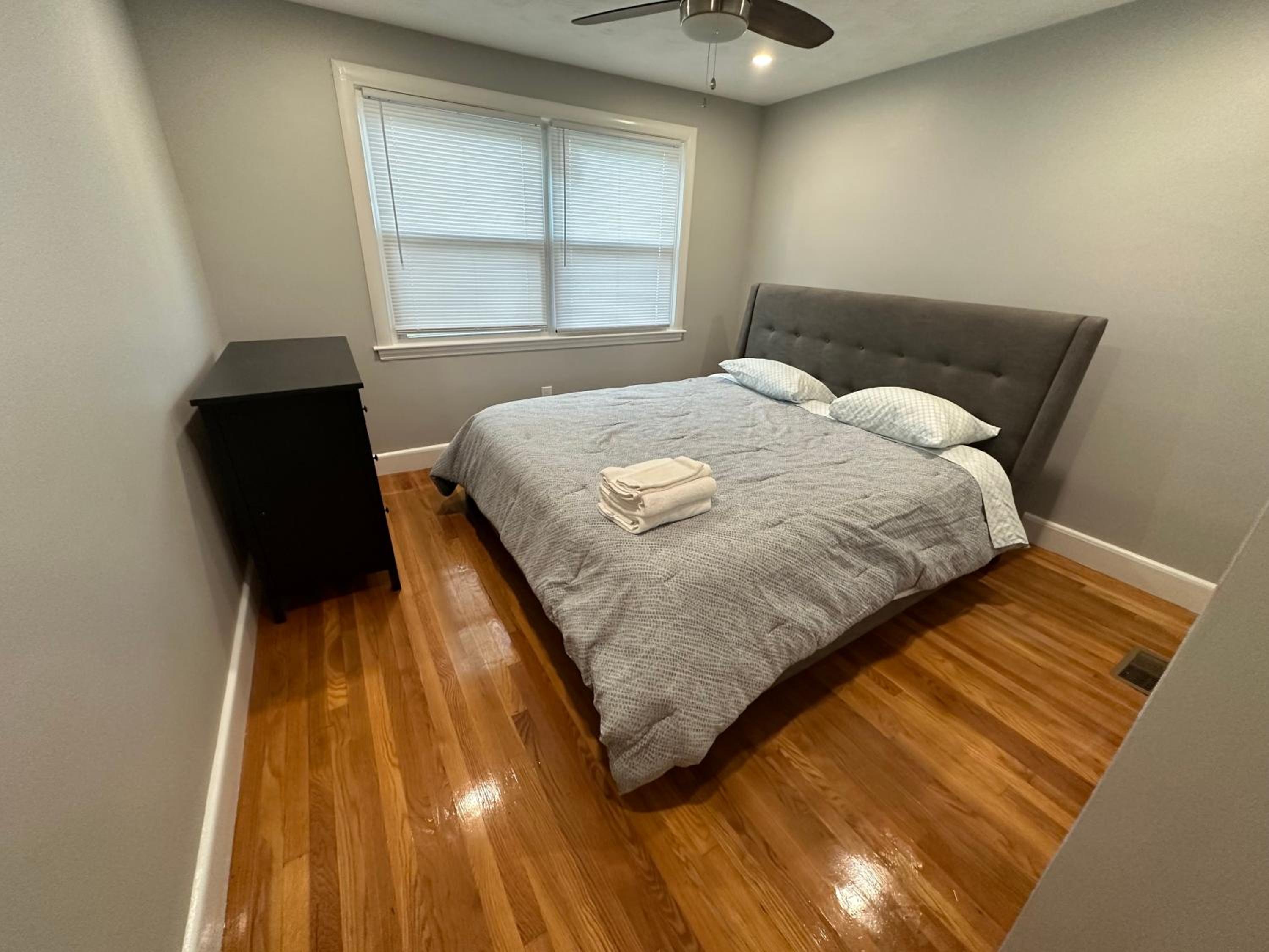 Four-Bedroom House photo 3