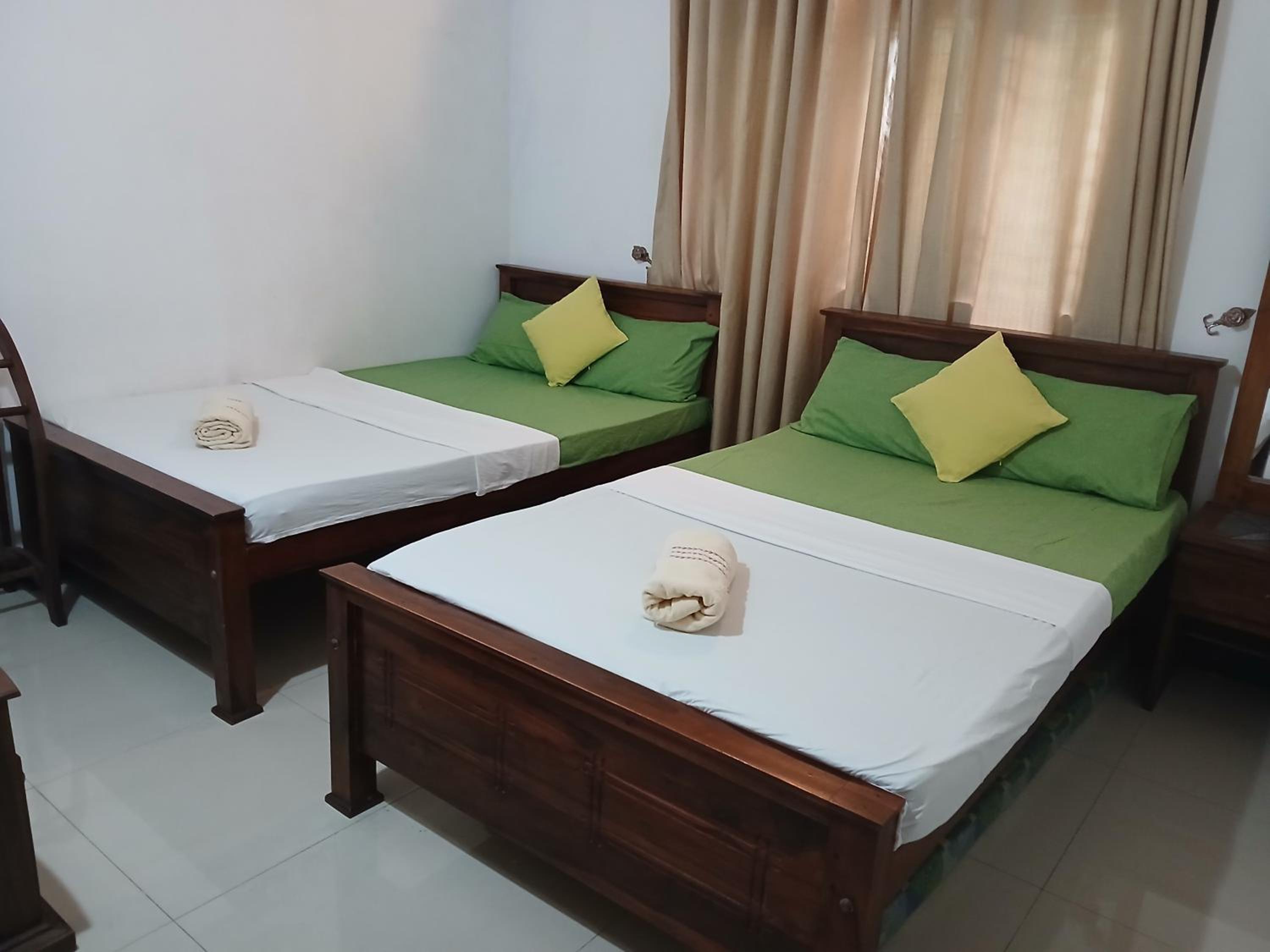 Standard Double Room with Fan photo 1