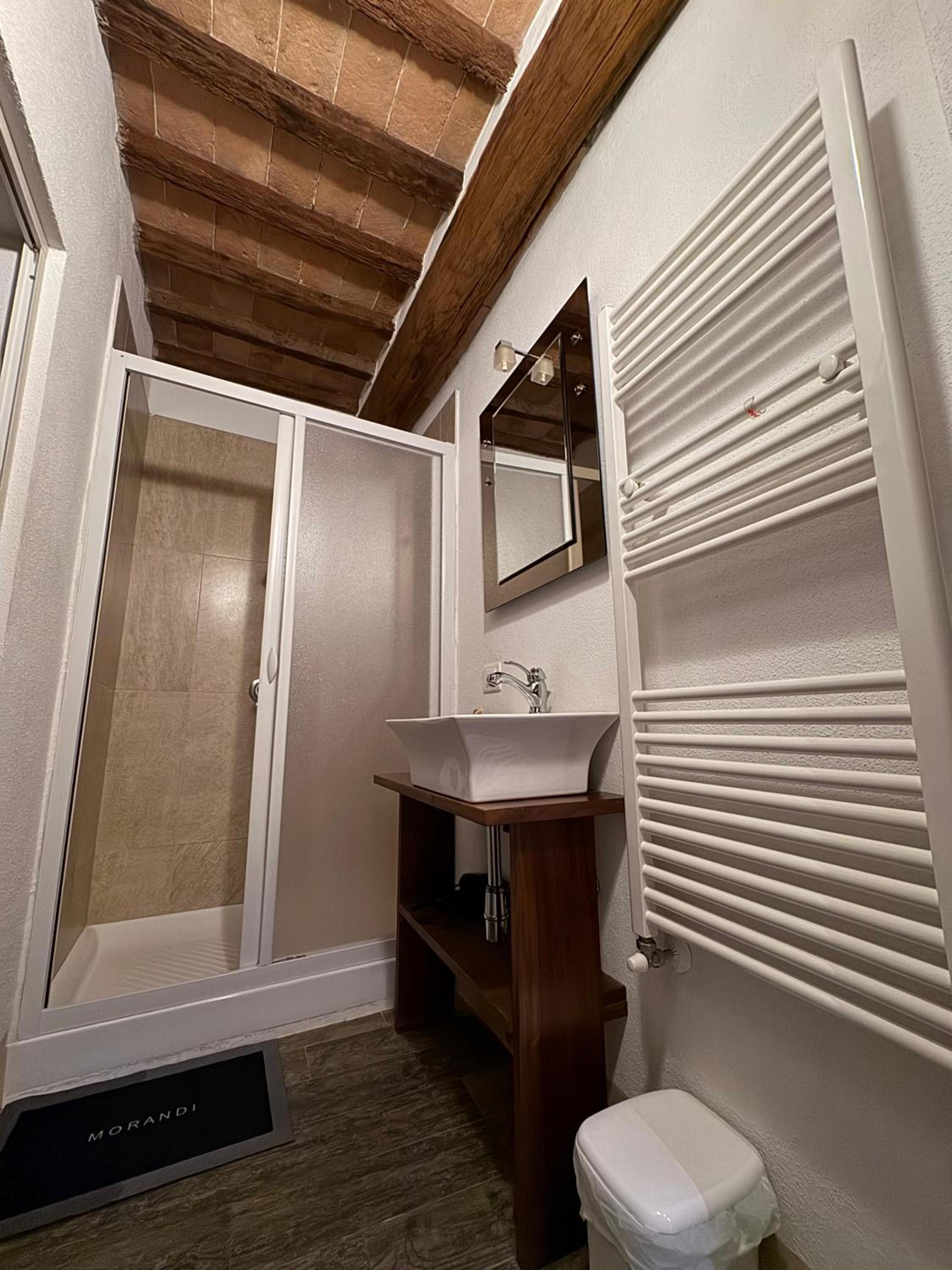 Deluxe Studio - Photo 10