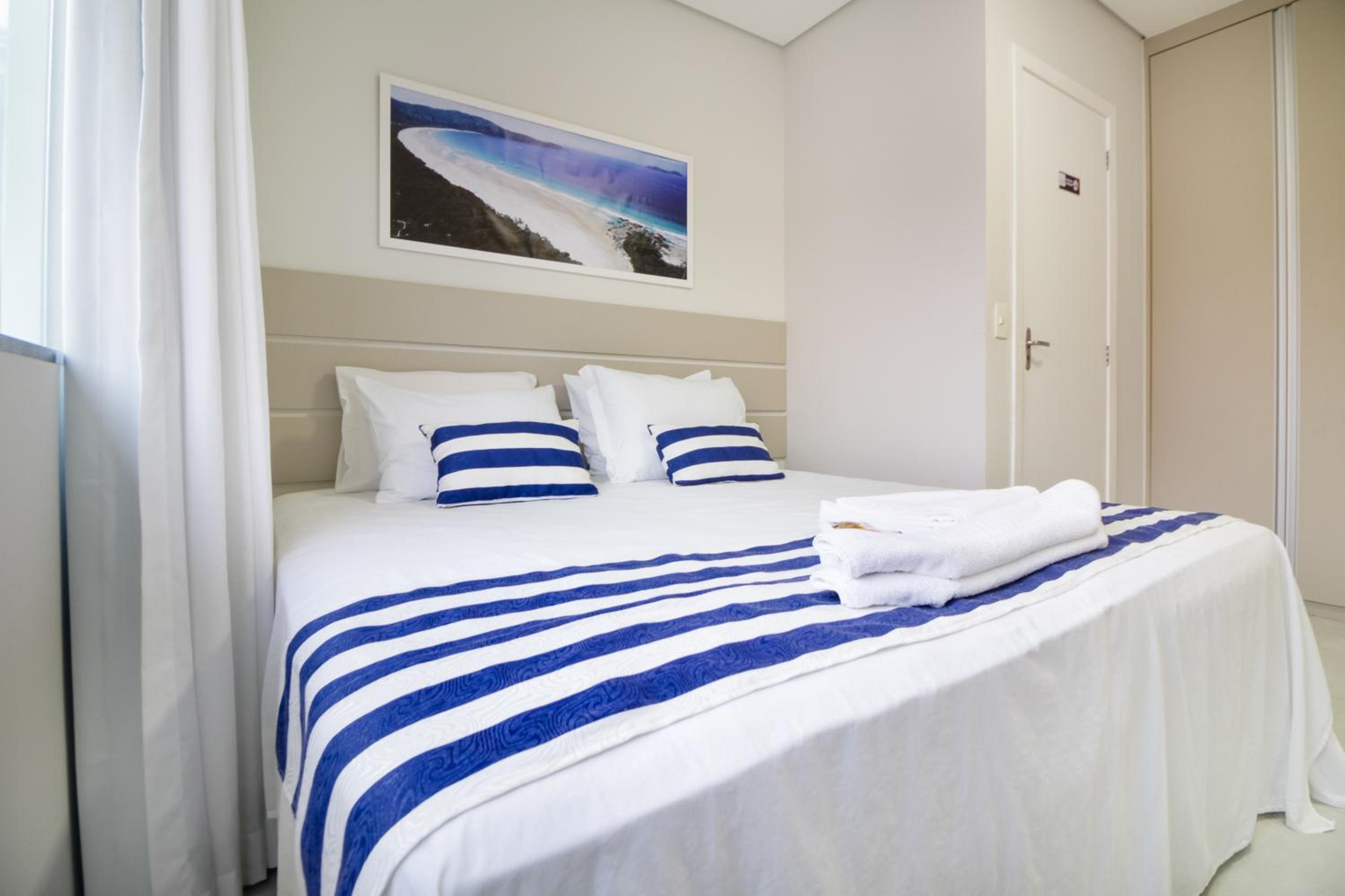 Standard Room with Private External Bathroom