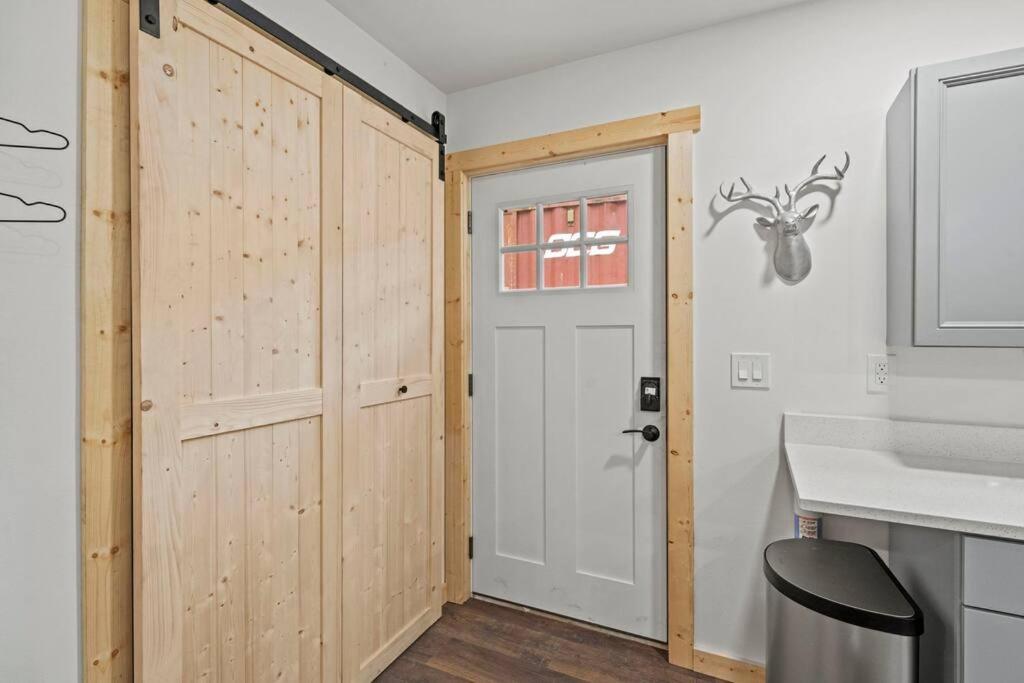 Two-Bedroom House photo 2