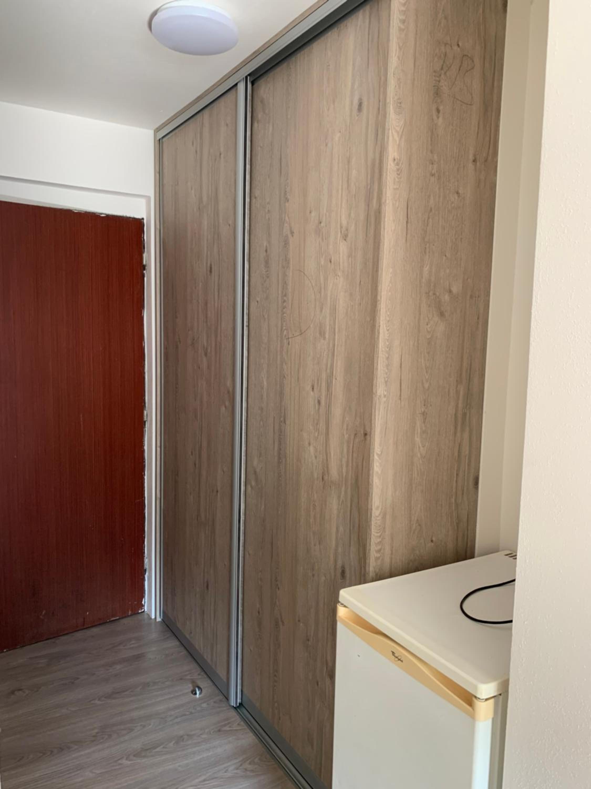 One-Bedroom Apartment photo 3